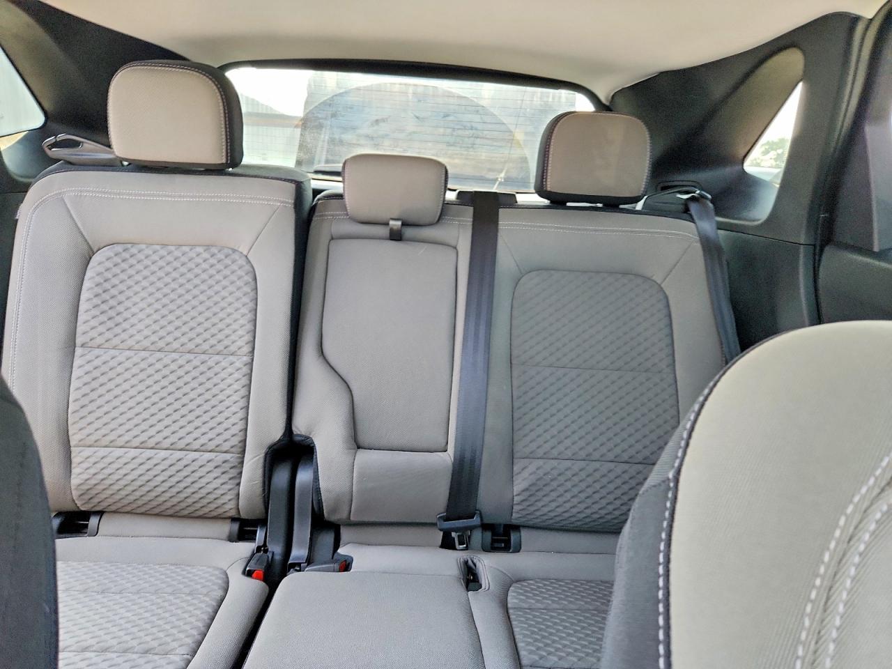 2022 Ford Escape Se Silver vin: 1FMCU9G64NUB69790
