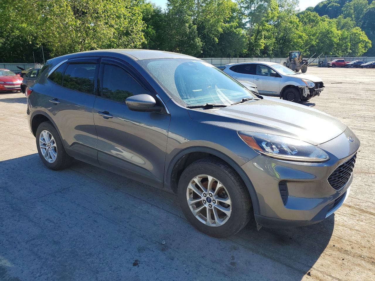 2021 Ford Escape Se Серый vin: 1FMCU9G66MUA75795