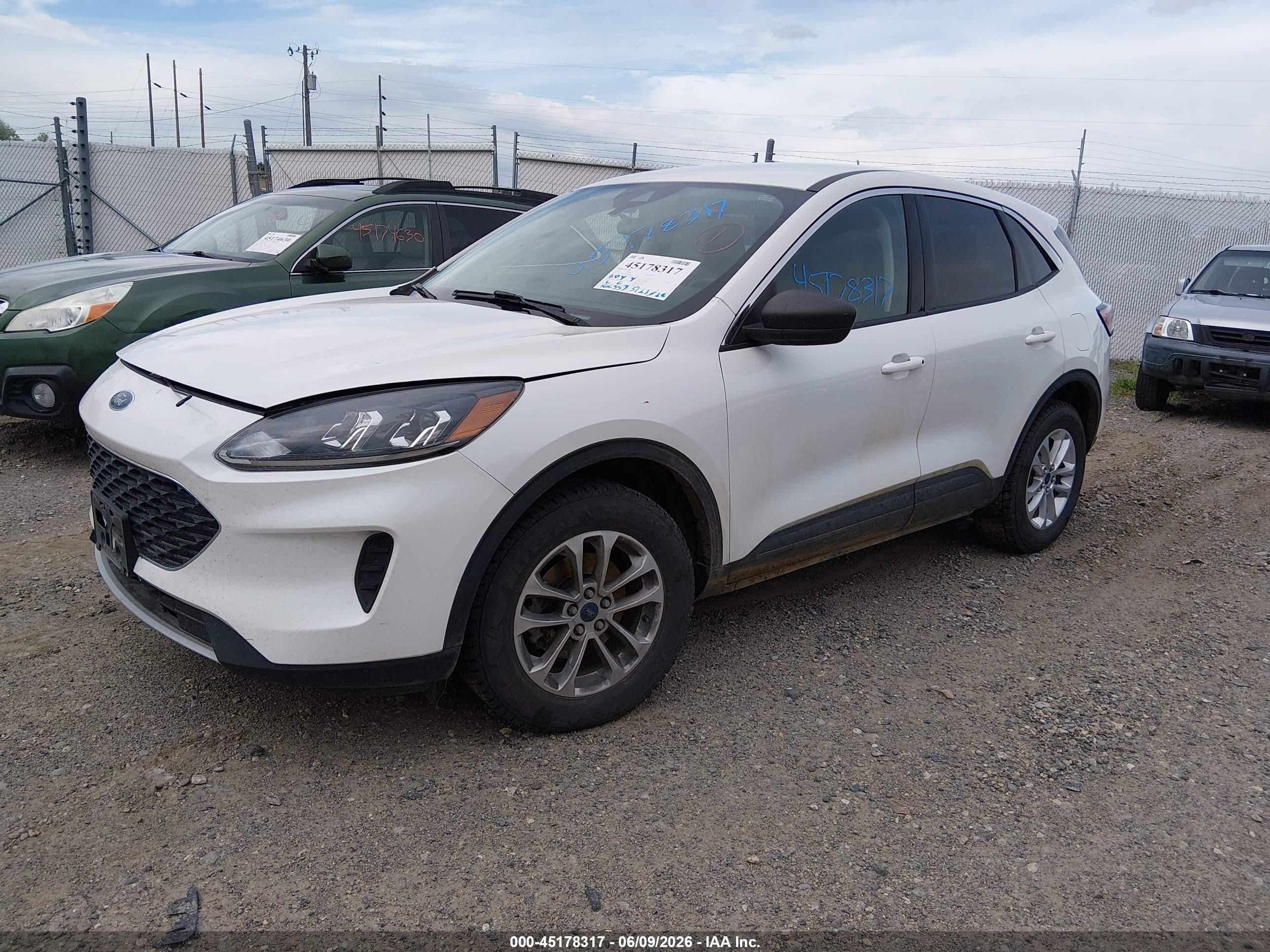 2022 Ford Escape Se White vin: 1FMCU9G66NUA60926