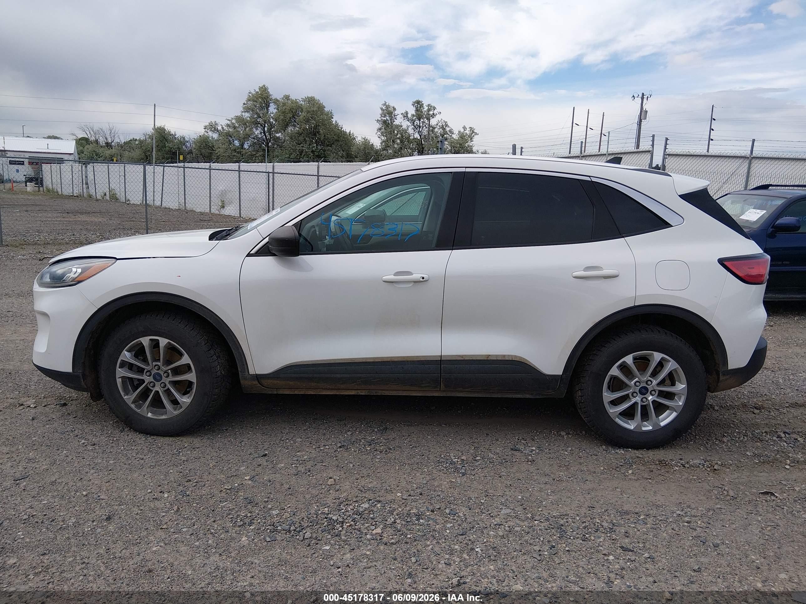 2022 Ford Escape Se White vin: 1FMCU9G66NUA60926
