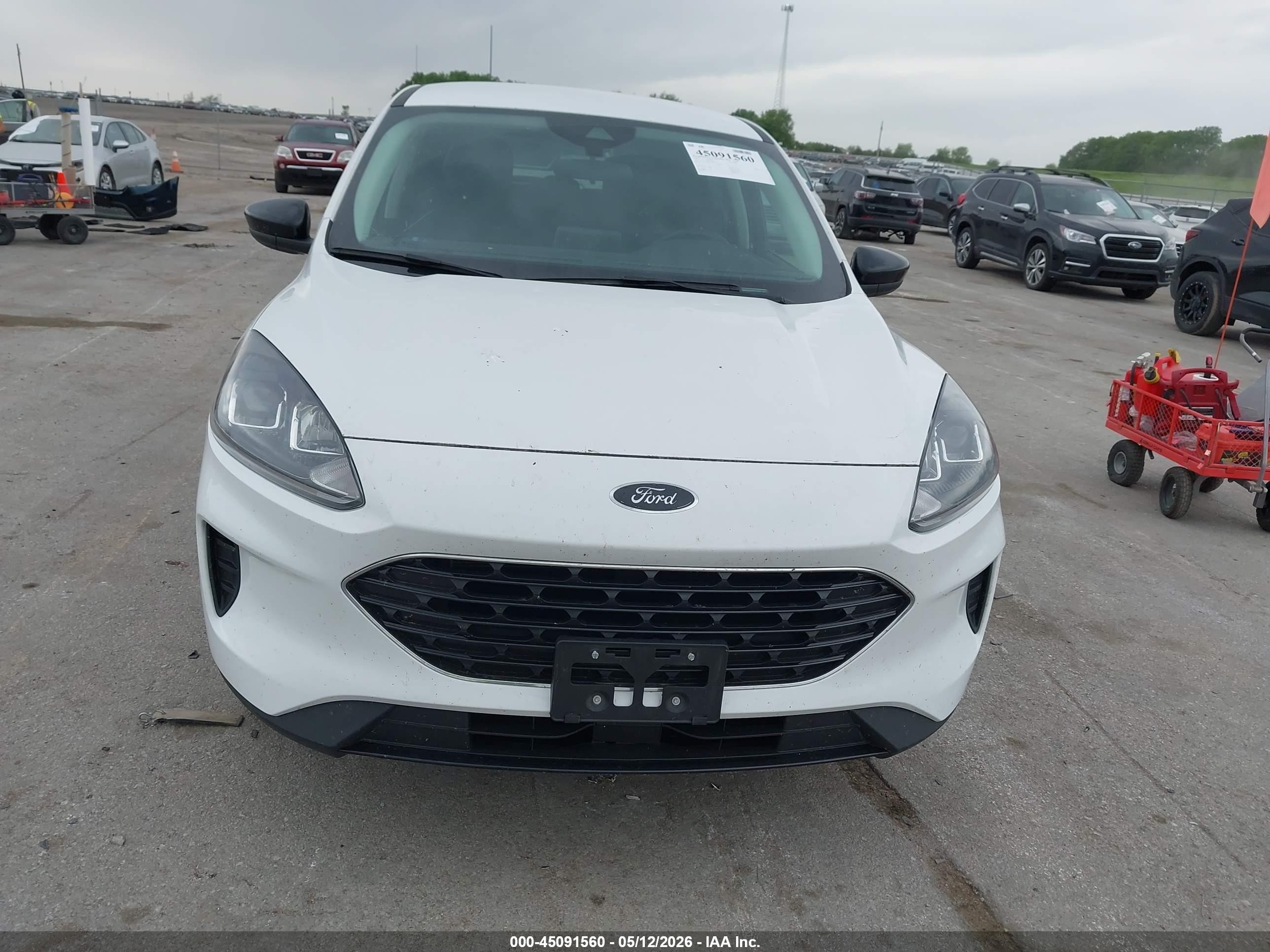 2022 Ford Escape Se Белый vin: 1FMCU9G66NUB17352