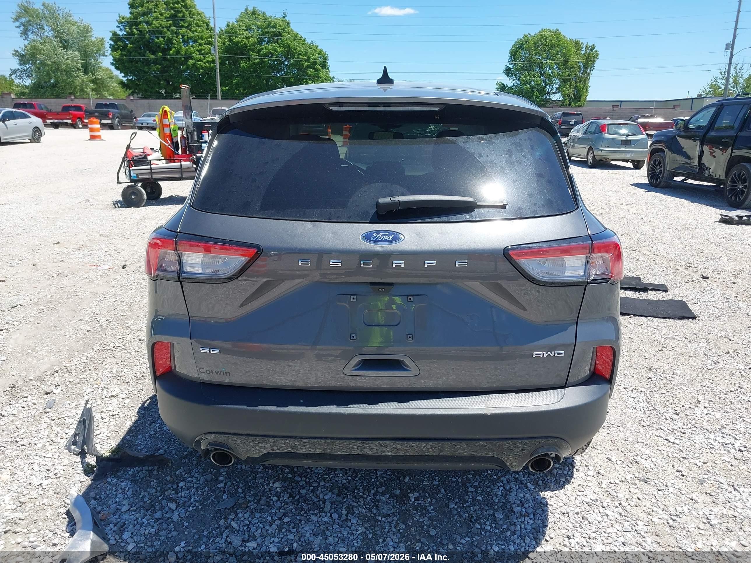2022 Ford Escape Se Серый vin: 1FMCU9G66NUC00604
