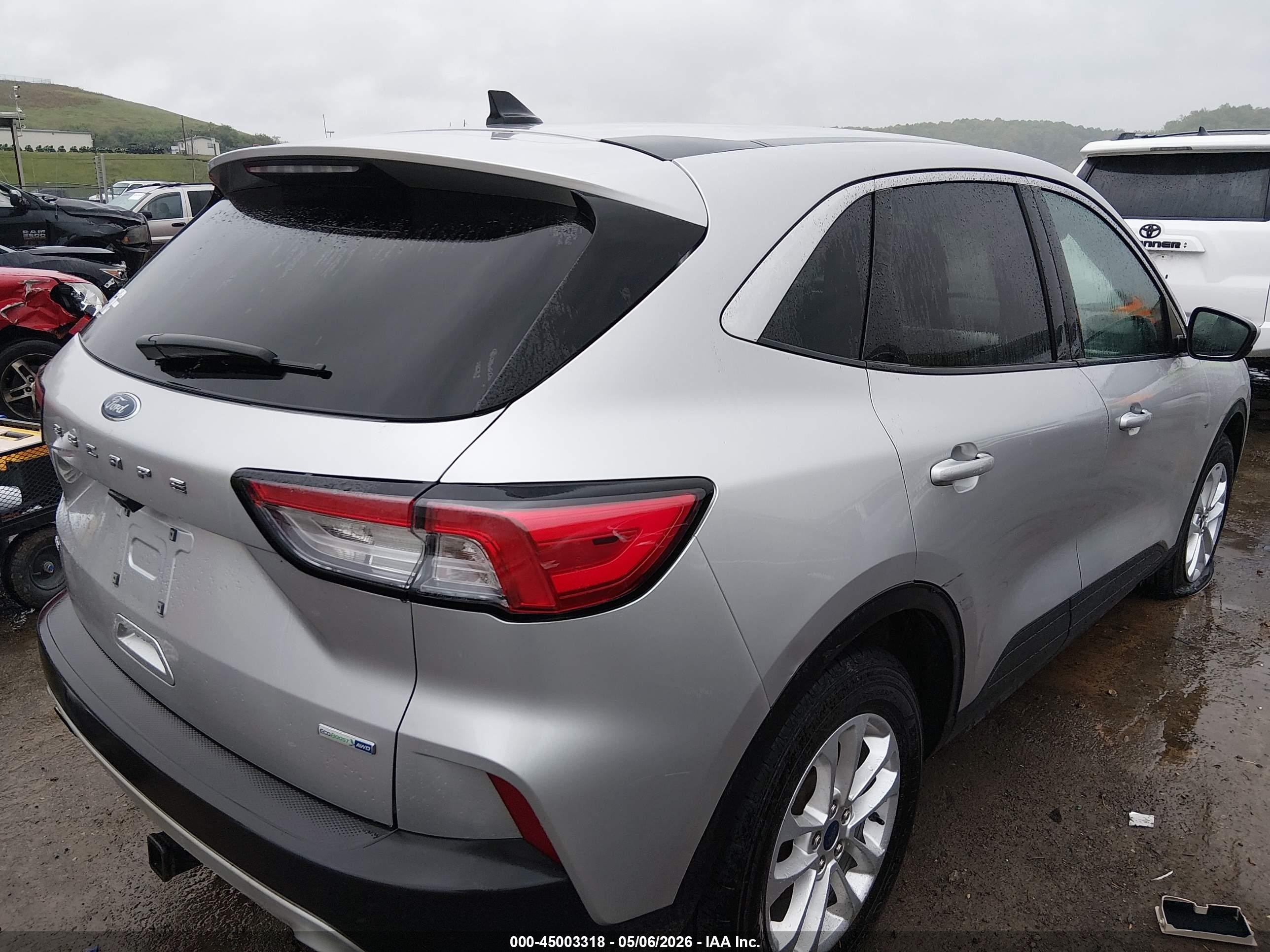 2020 Ford Escape Se Silver vin: 1FMCU9G67LUB62488