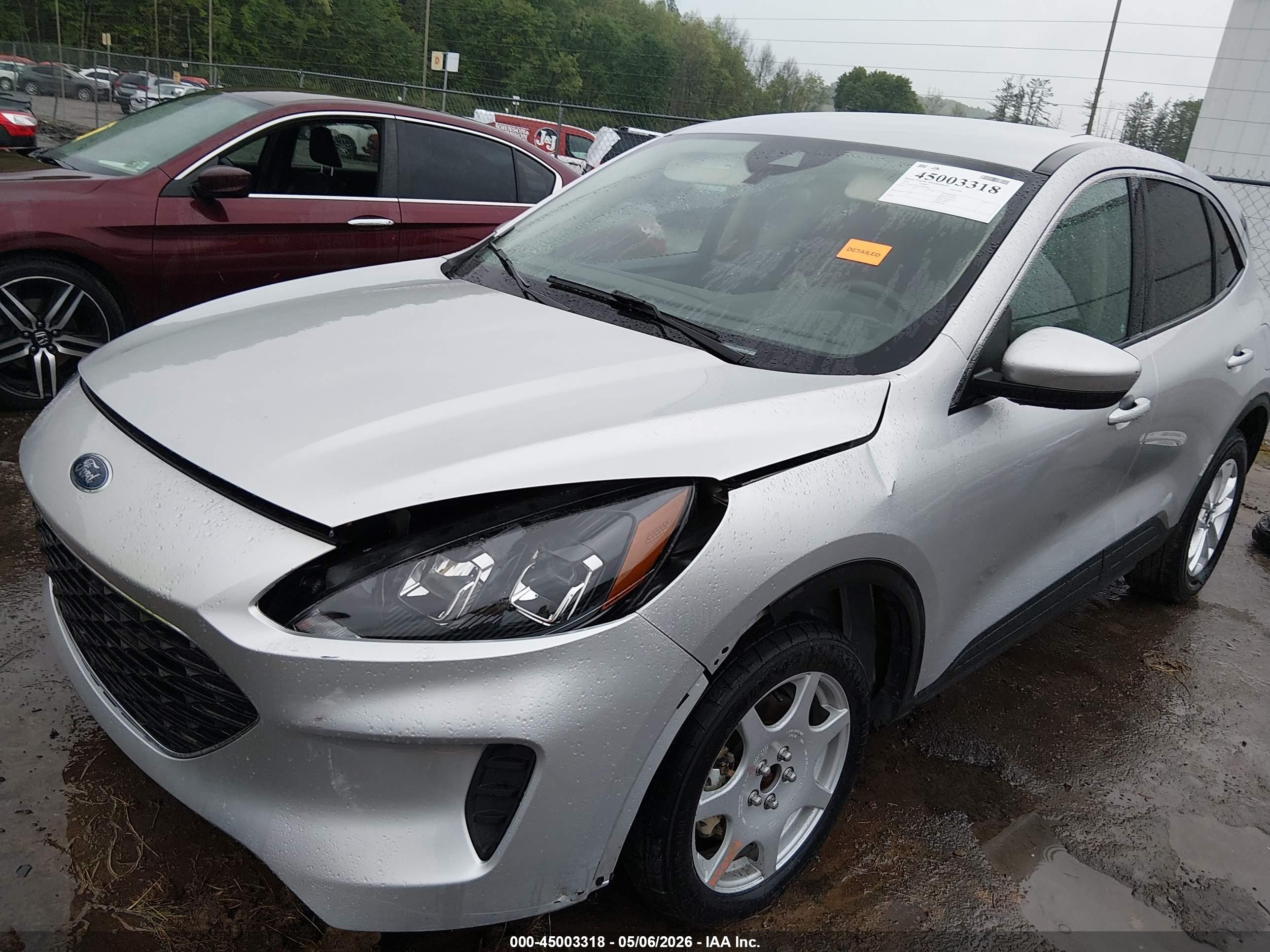 2020 Ford Escape Se Silver vin: 1FMCU9G67LUB62488