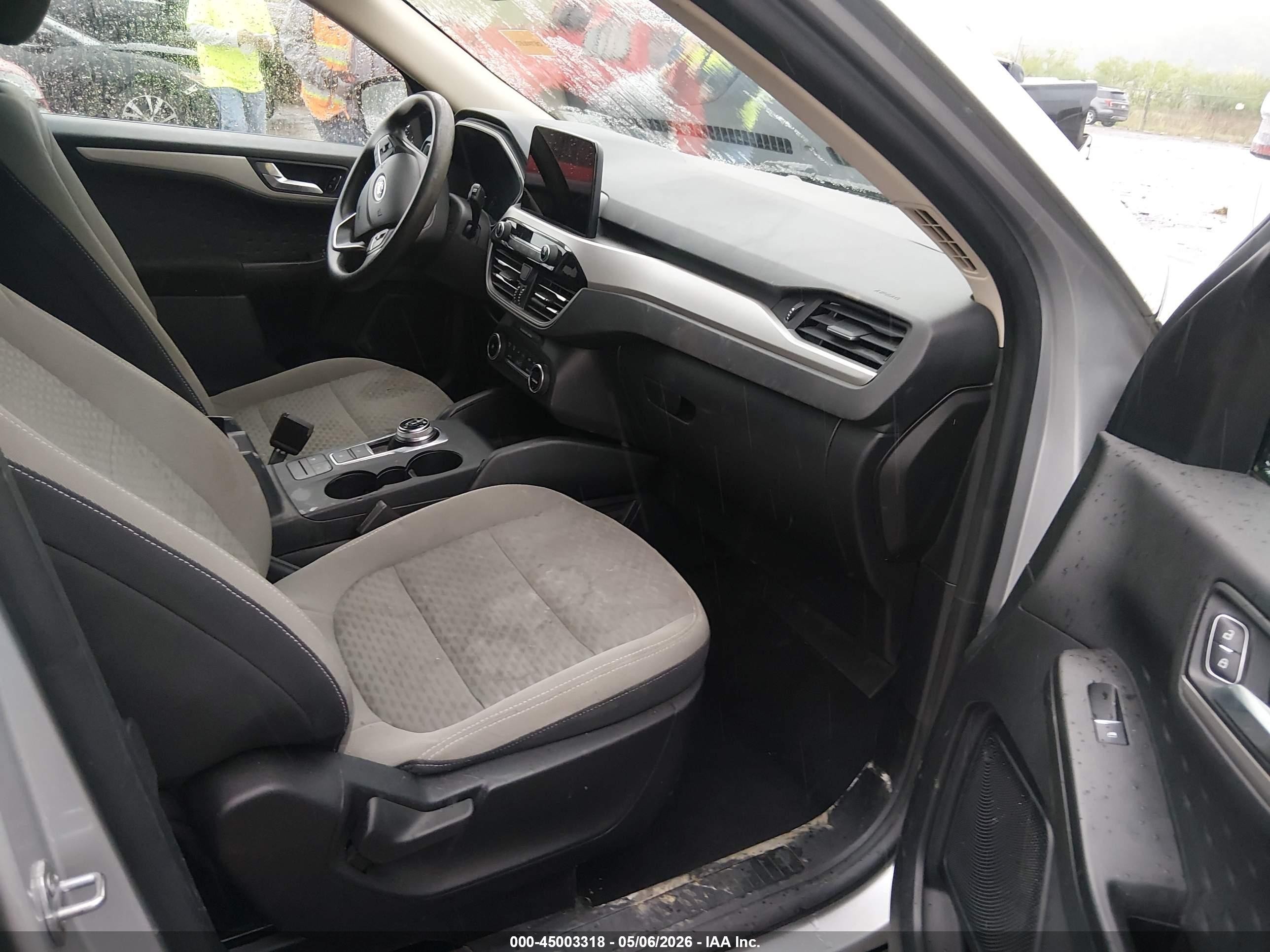 2020 Ford Escape Se Silver vin: 1FMCU9G67LUB62488