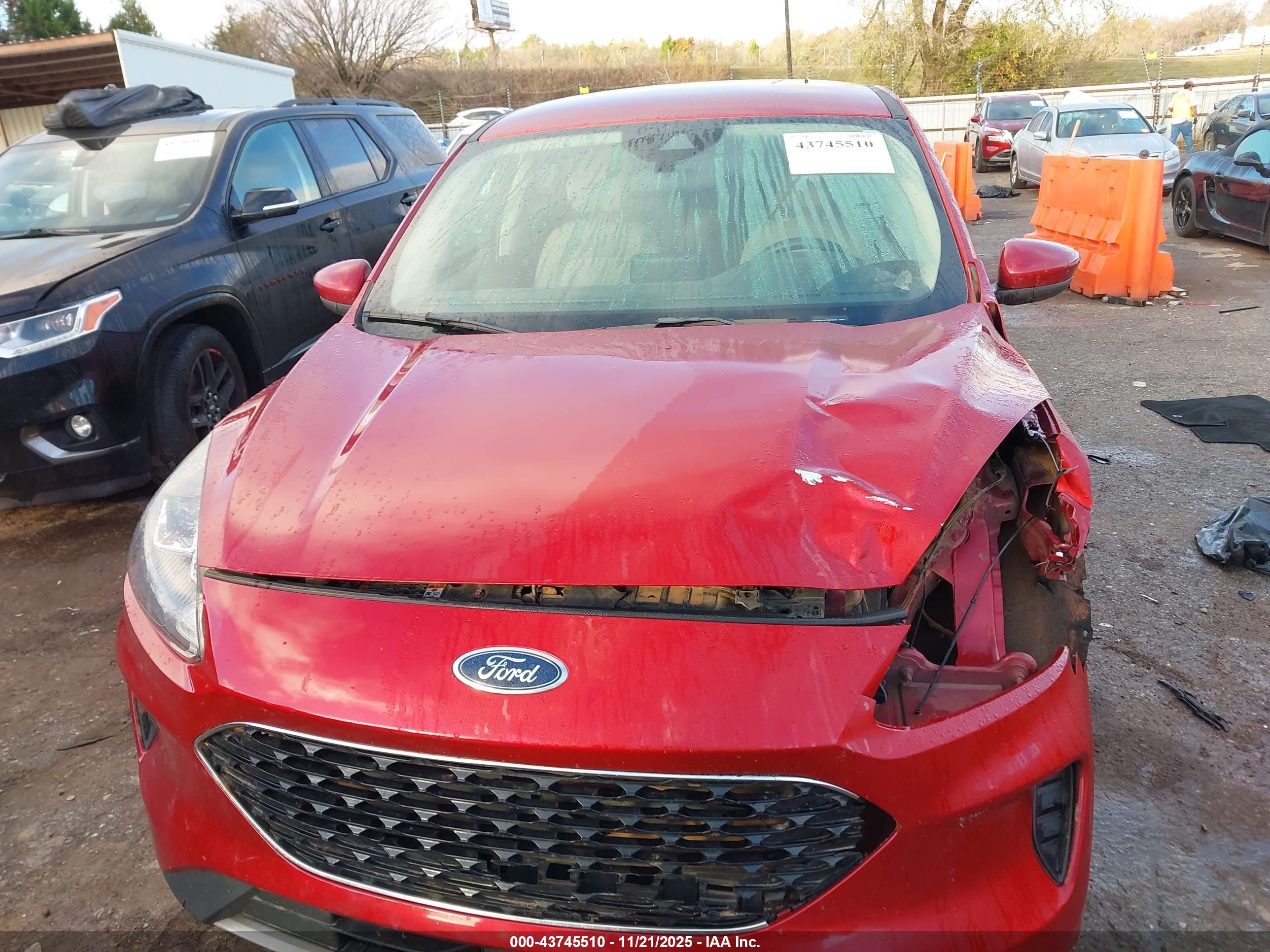 2020 Ford Escape Se Красный vin: 1FMCU9G68LUB02929