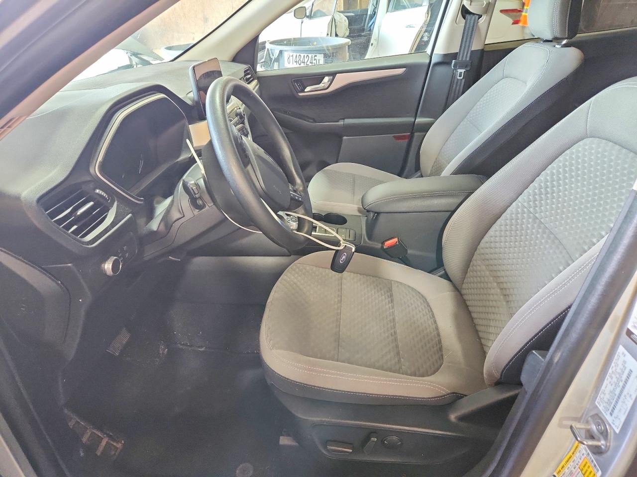 2020 Ford Escape Se Silver vin: 1FMCU9G68LUB25188