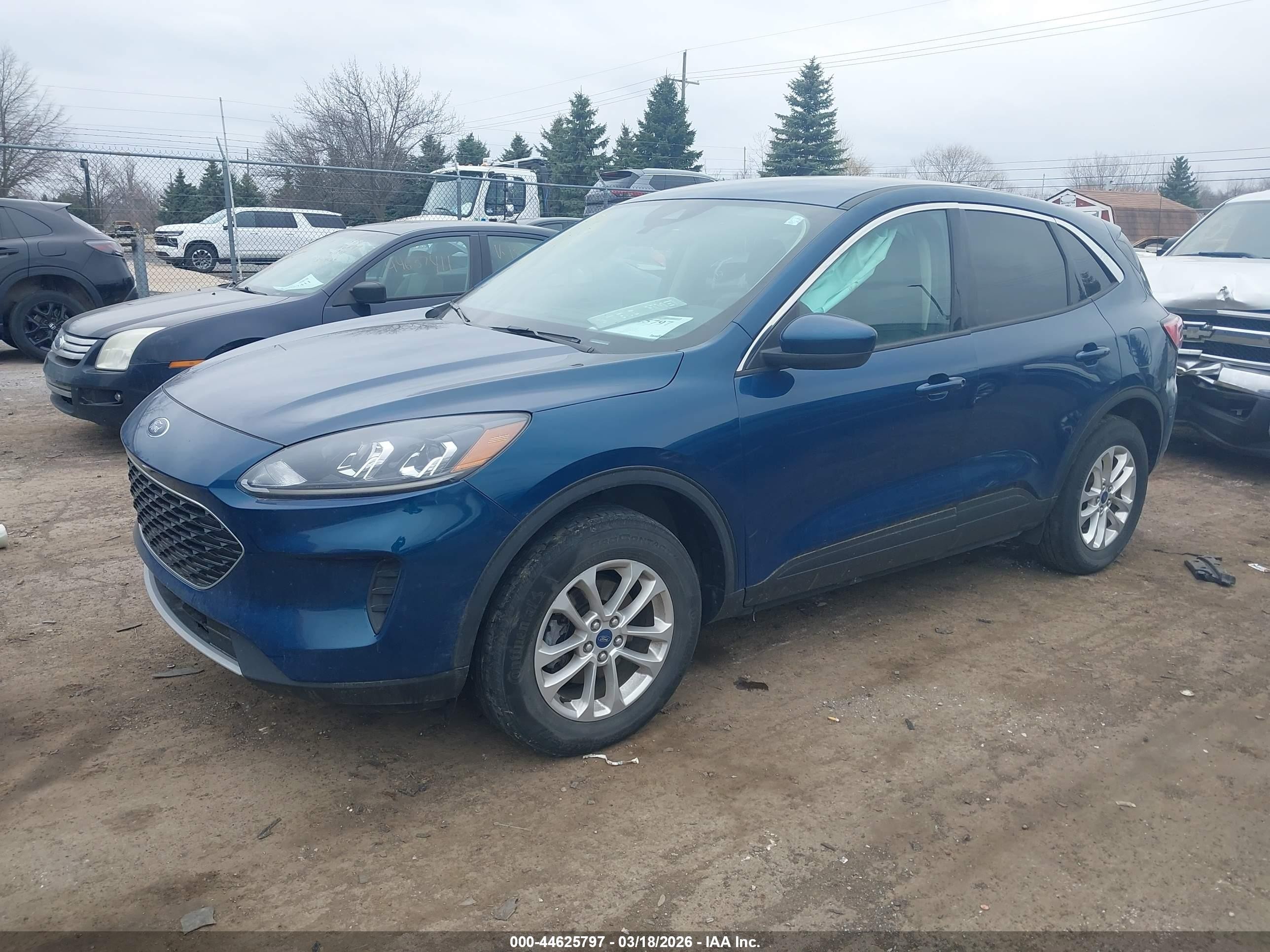 2020 Ford Escape Se Blue vin: 1FMCU9G68LUC17871