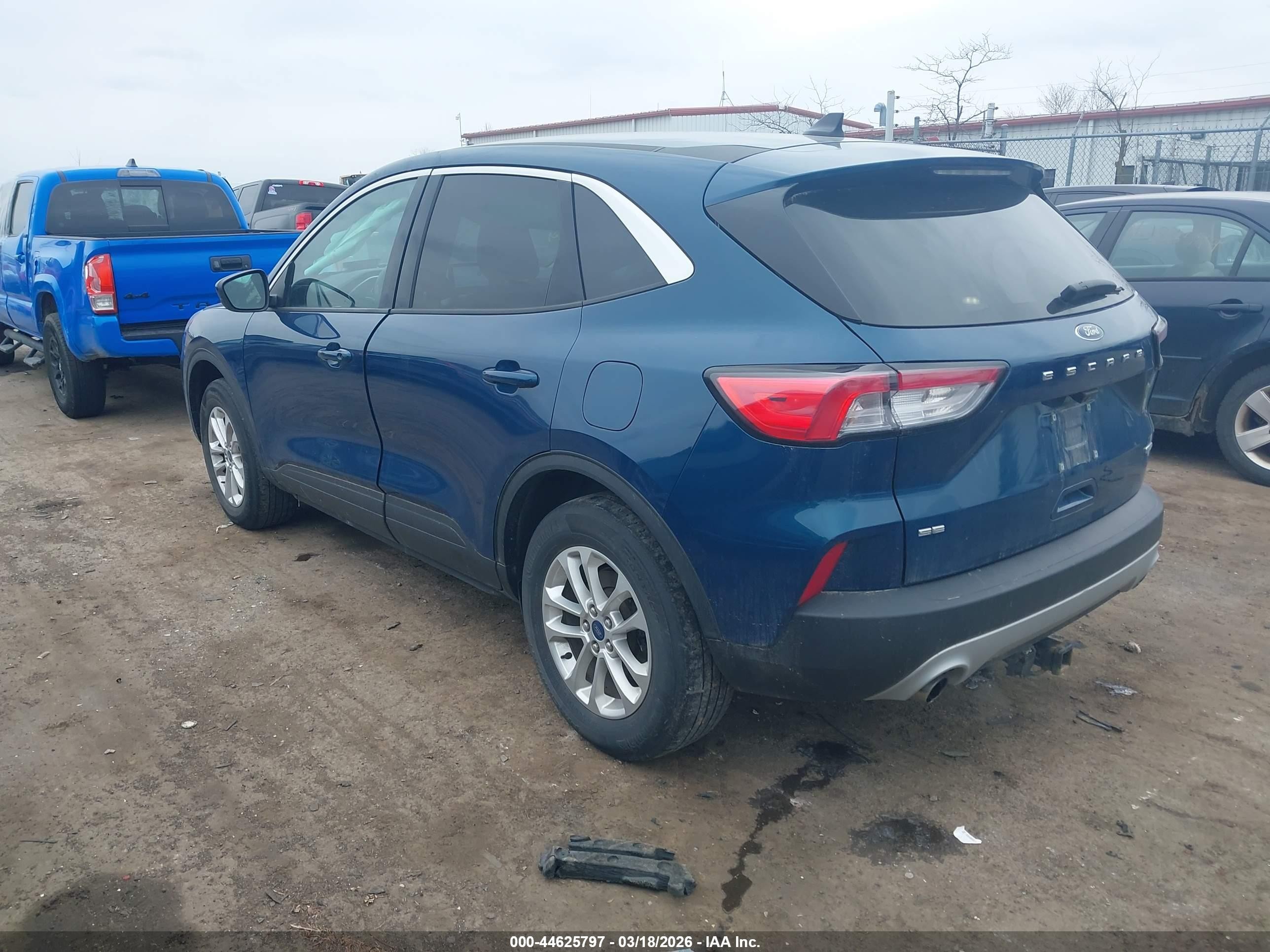 2020 Ford Escape Se Blue vin: 1FMCU9G68LUC17871