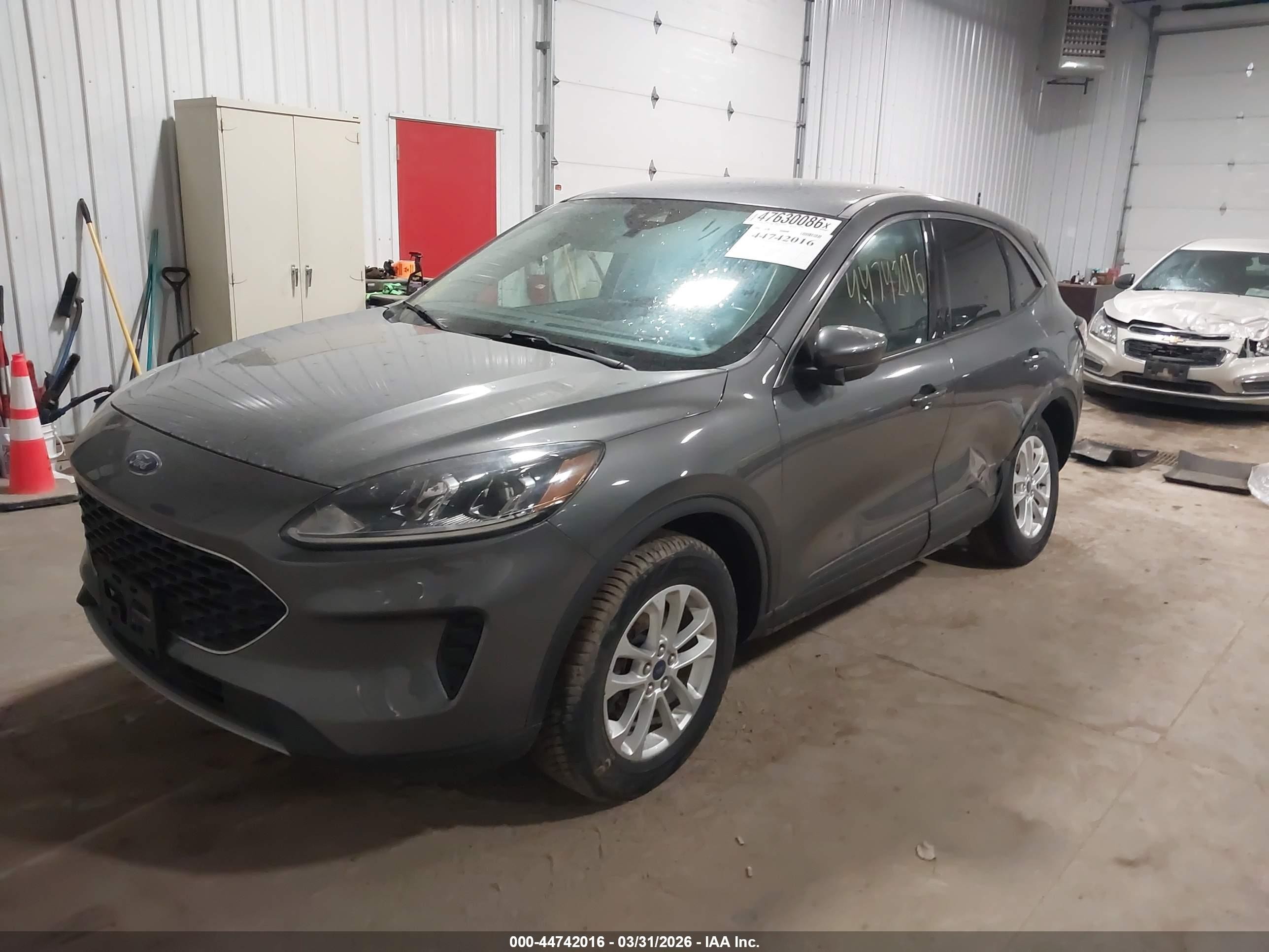 2021 Ford Escape Se Gray vin: 1FMCU9G68MUA07742