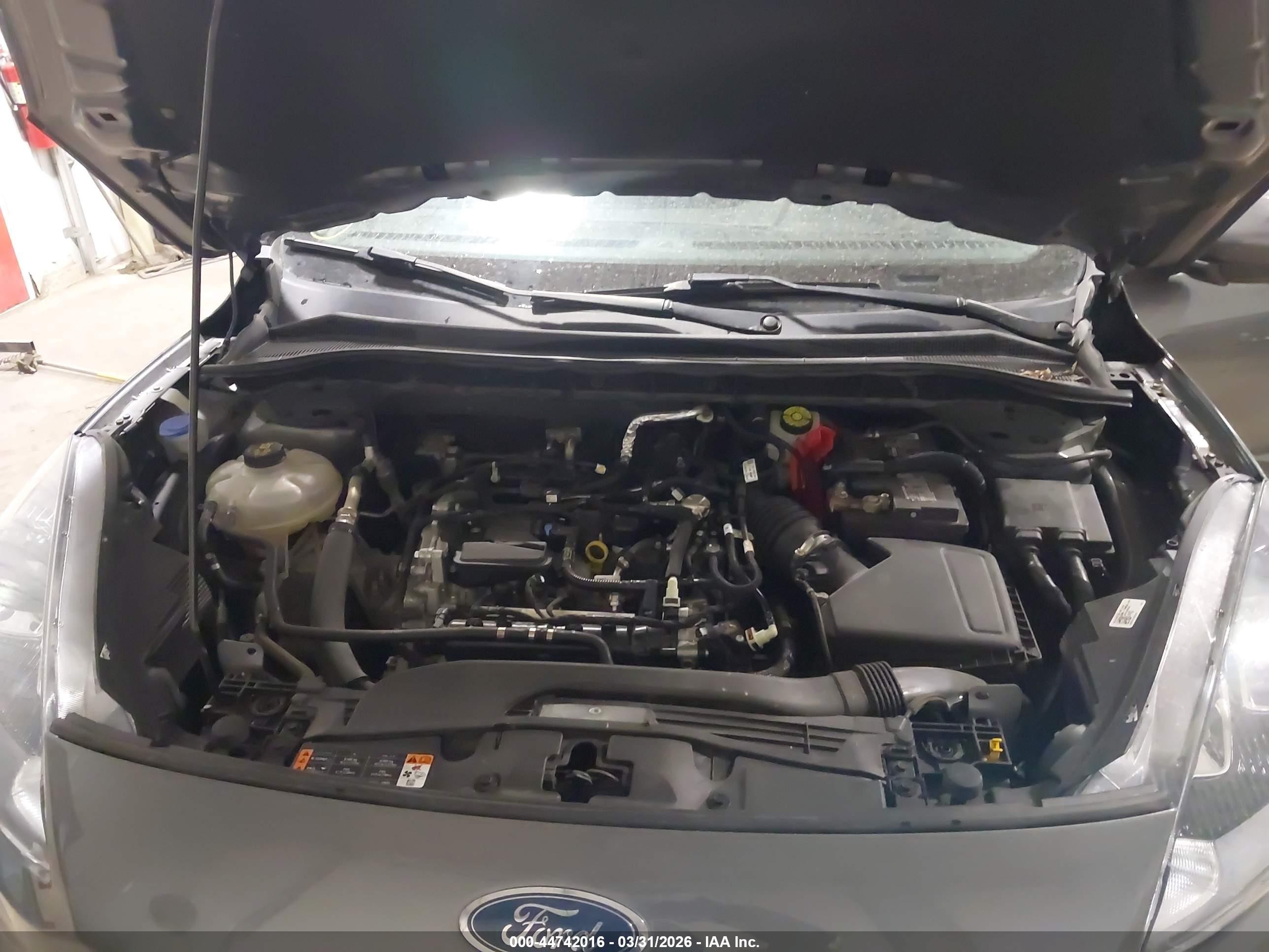 2021 Ford Escape Se Gray vin: 1FMCU9G68MUA07742