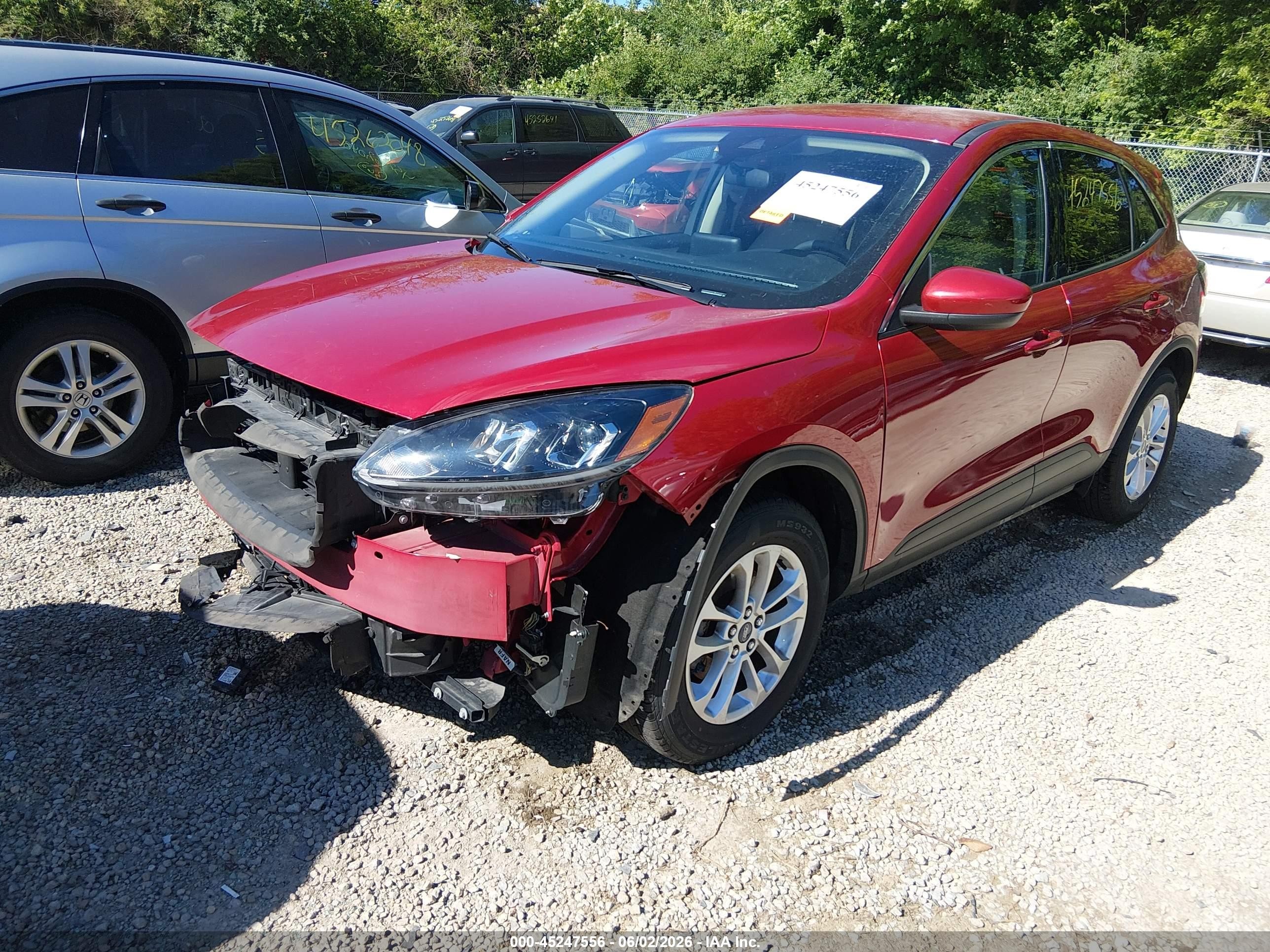 2020 Ford Escape Se Красный vin: 1FMCU9G69LUC21640