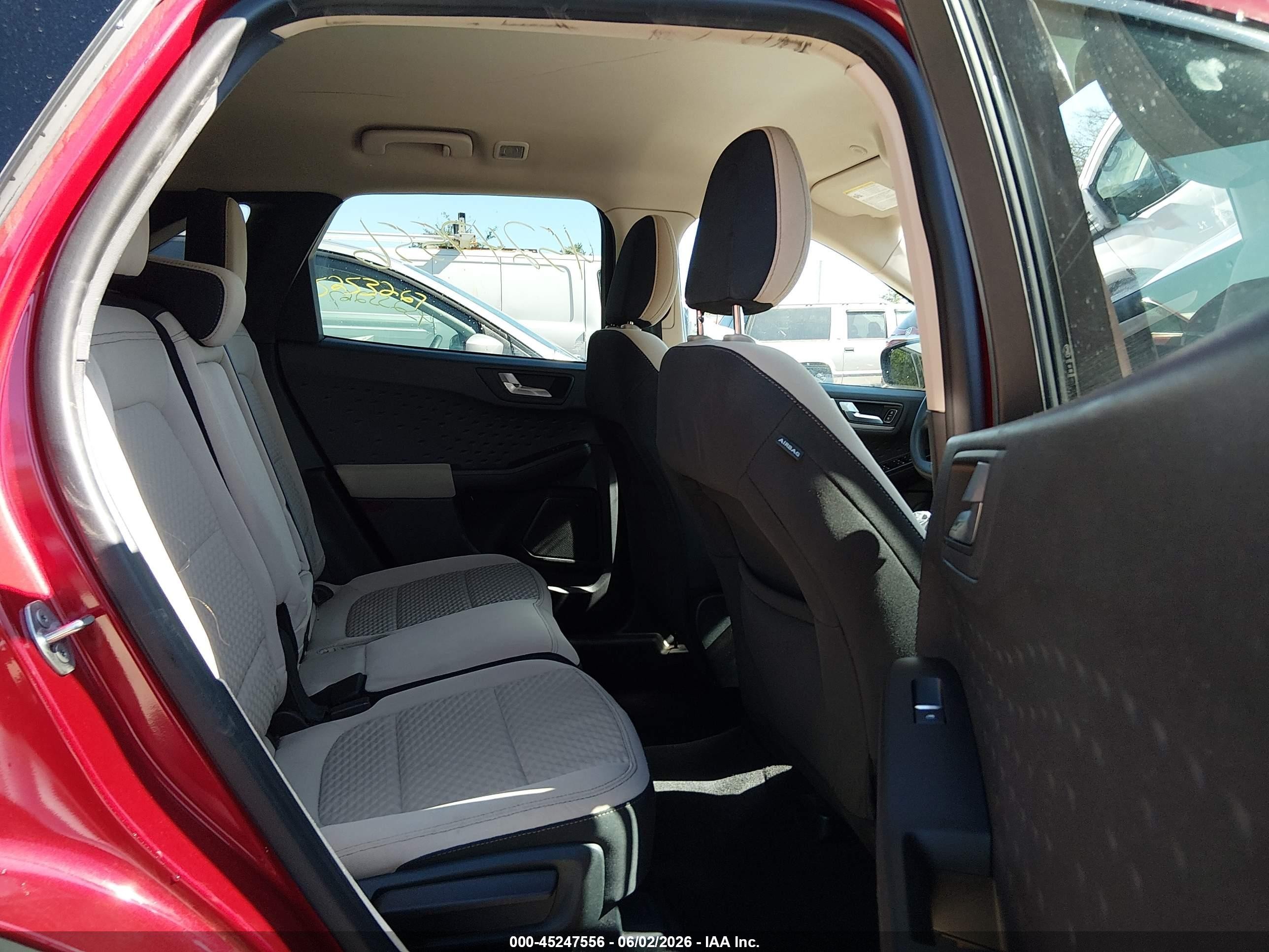 2020 Ford Escape Se Красный vin: 1FMCU9G69LUC21640