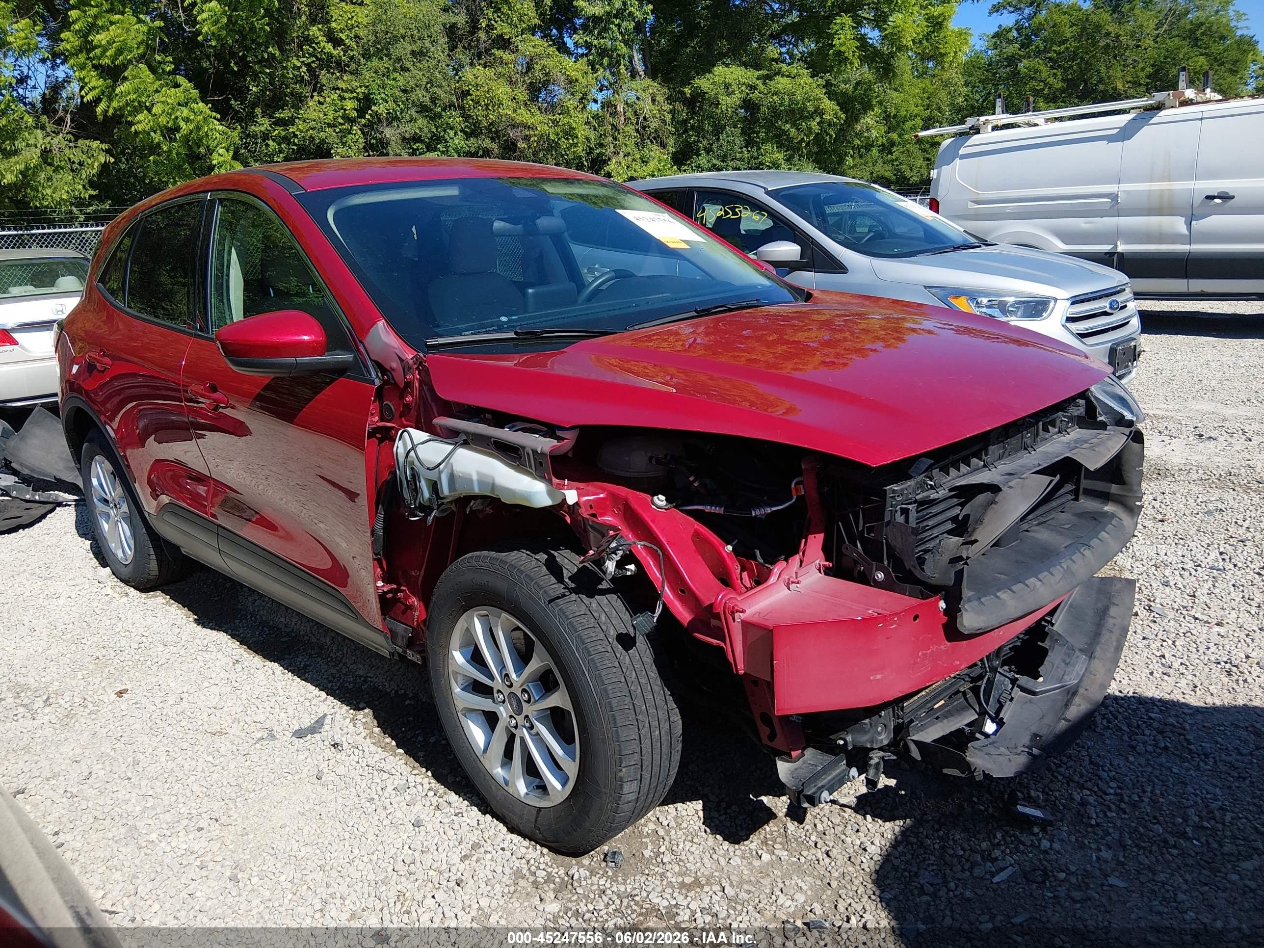 2020 Ford Escape Se Красный vin: 1FMCU9G69LUC21640
