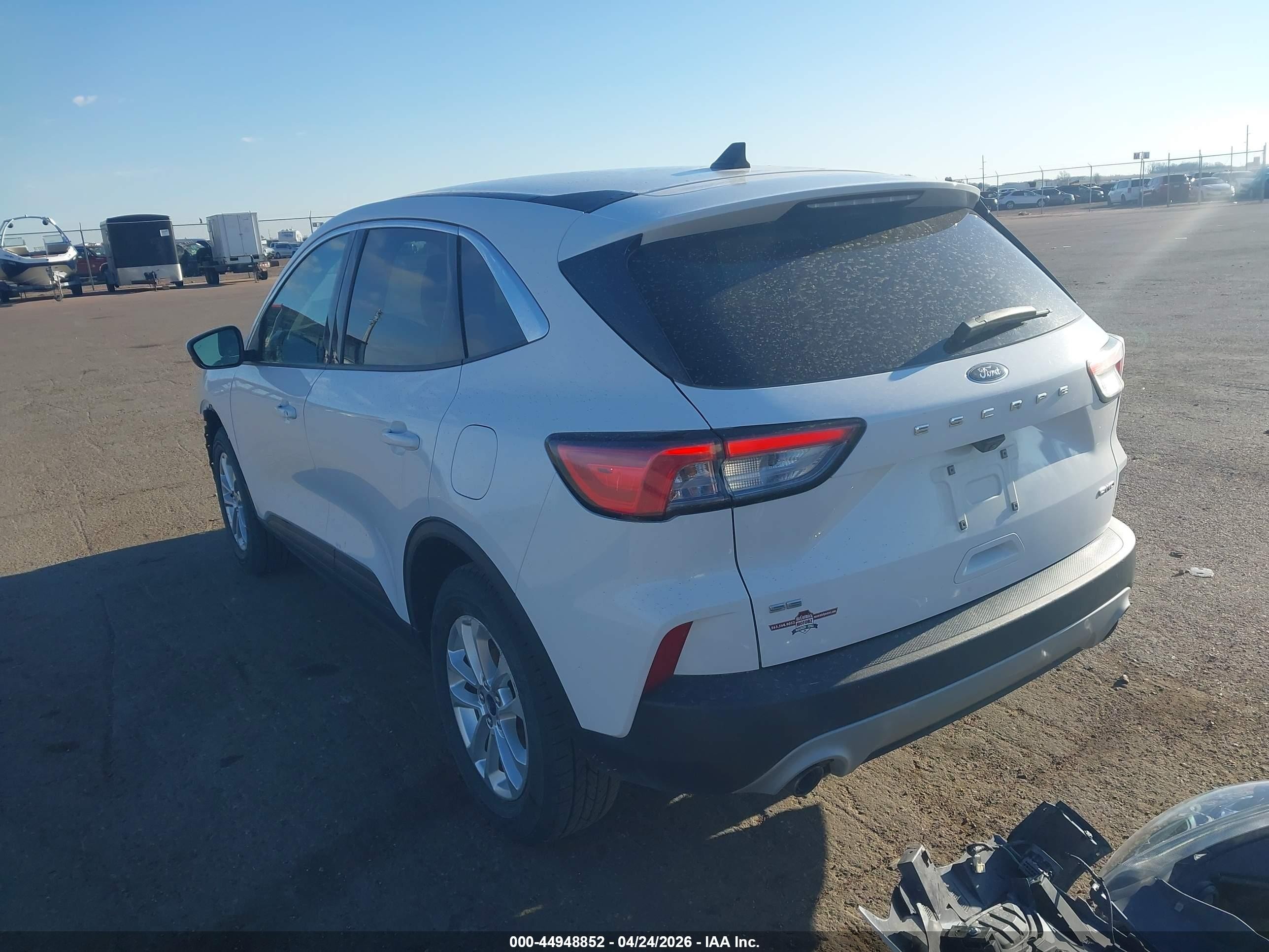 2021 Ford Escape Se White vin: 1FMCU9G6XMUB25226