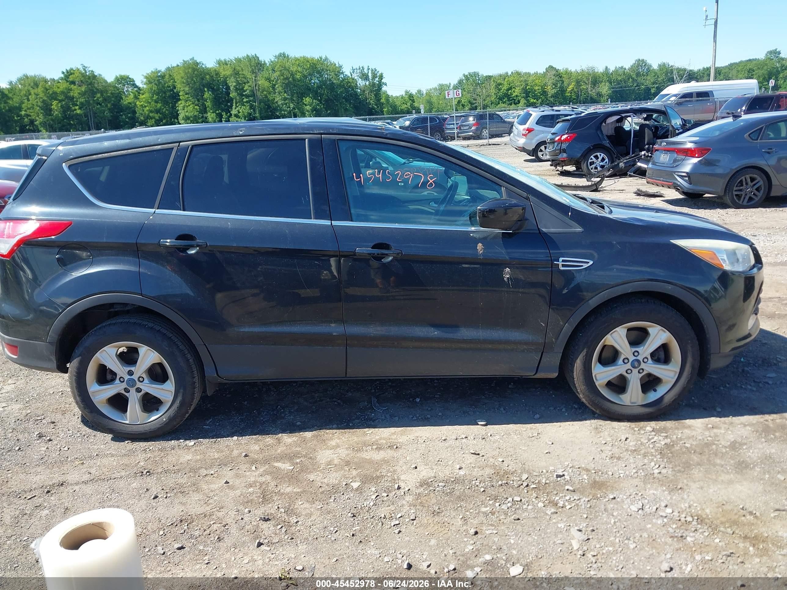 2014 Ford Escape Se Черный vin: 1FMCU9G90EUA66053
