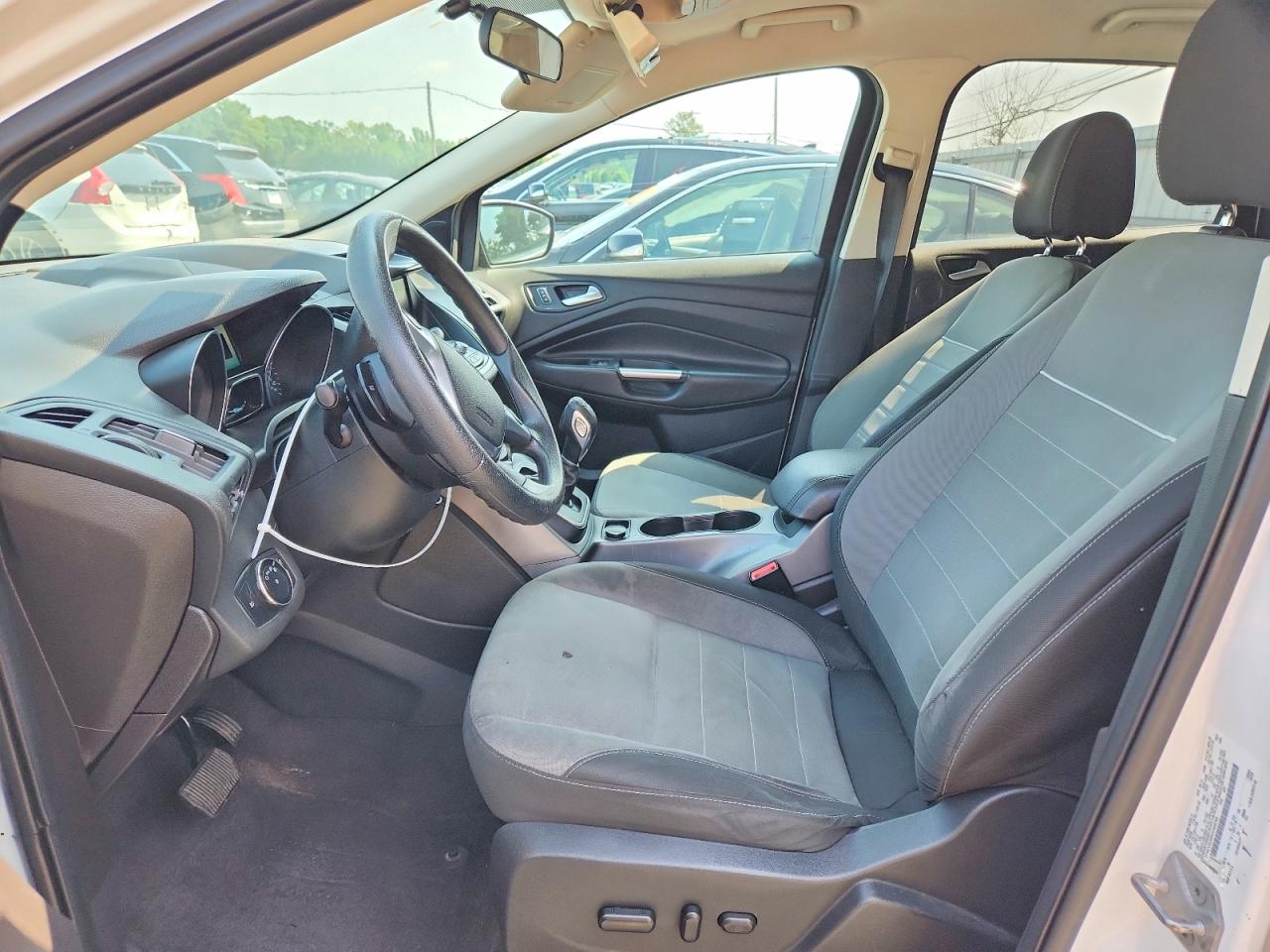 2014 Ford Escape Se Белый vin: 1FMCU9G90EUA88795