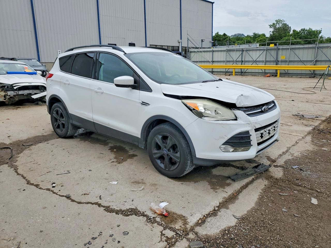 2014 Ford Escape Se White vin: 1FMCU9G90EUB83471