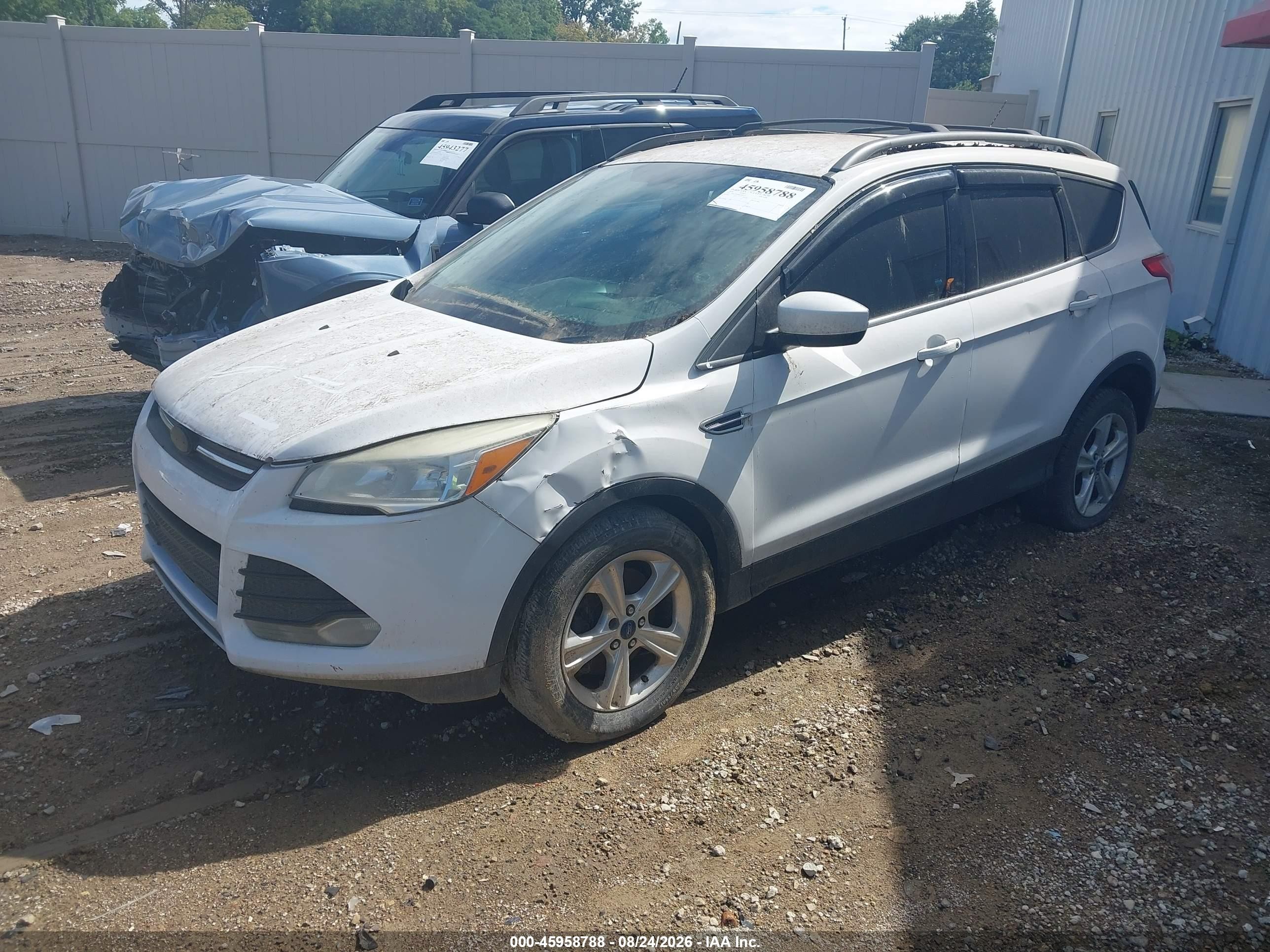 2014 Ford Escape Se Белый vin: 1FMCU9G90EUD68135