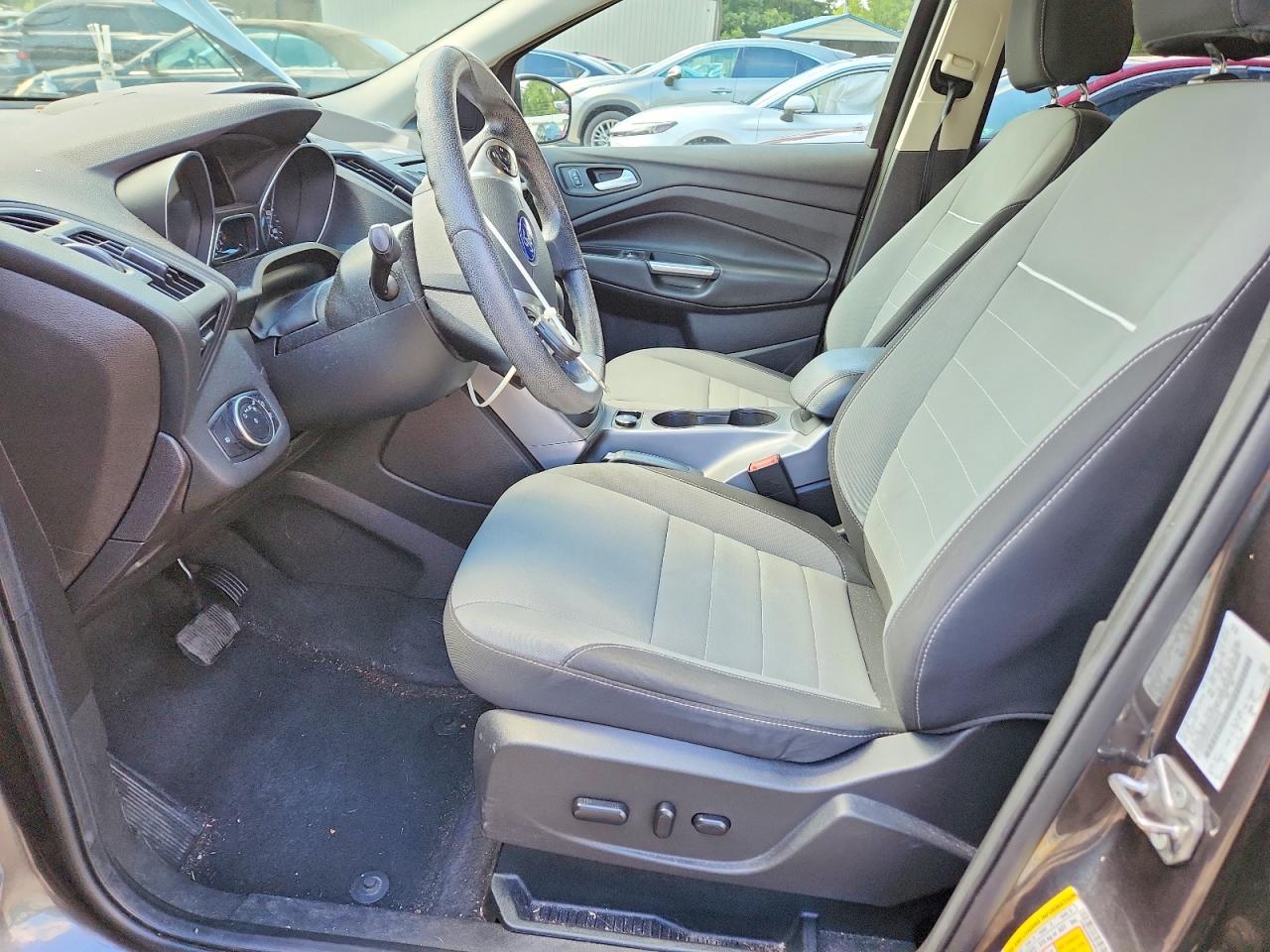 2015 Ford Escape Se Gray vin: 1FMCU9G90FUB55140