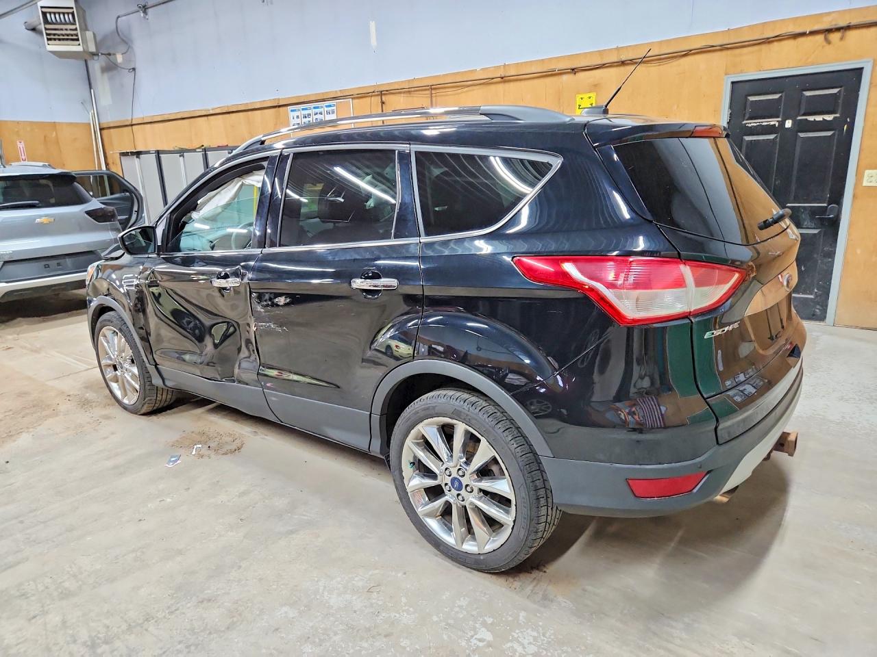 2016 Ford Escape Se Черный vin: 1FMCU9G90GUA36733
