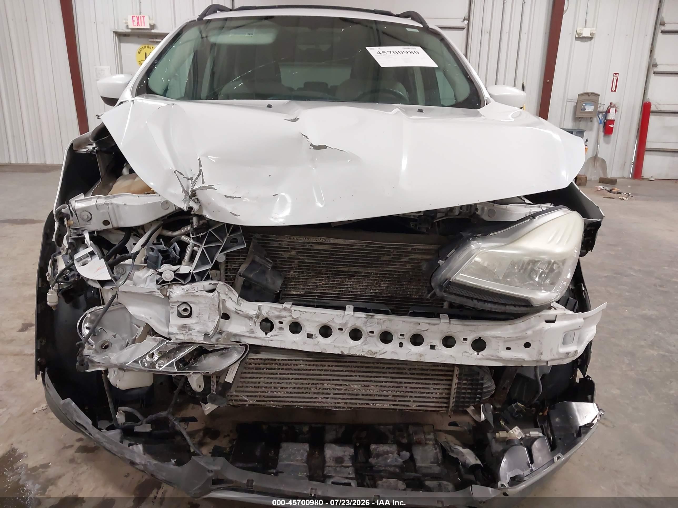 2013 Ford Escape Se White vin: 1FMCU9G91DUA18396