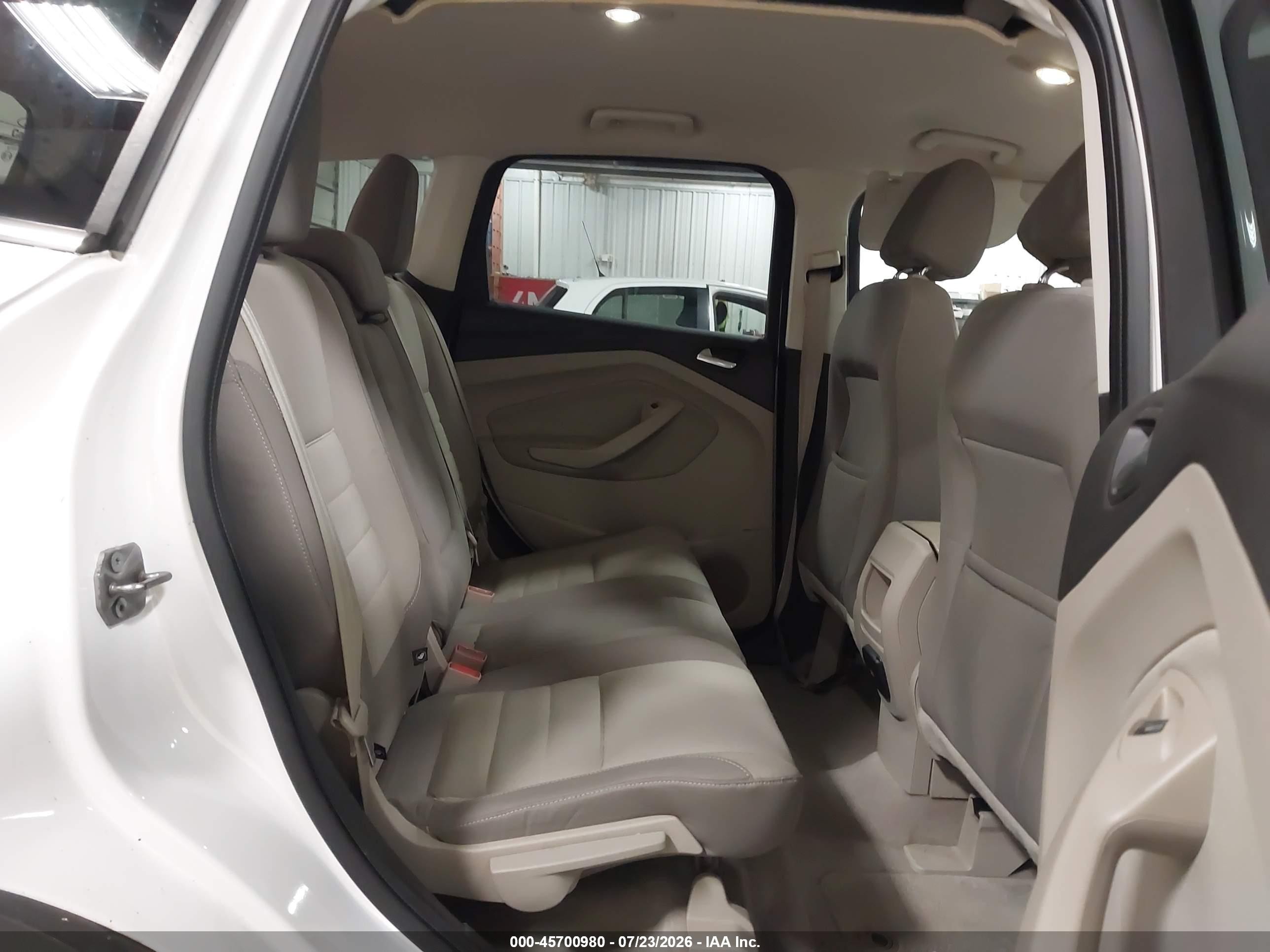 2013 Ford Escape Se White vin: 1FMCU9G91DUA18396