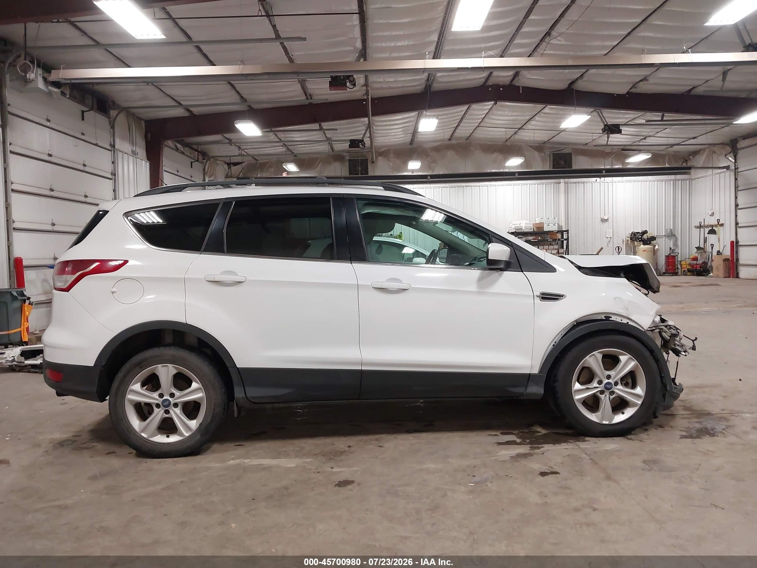 2013 Ford Escape Se White vin: 1FMCU9G91DUA18396