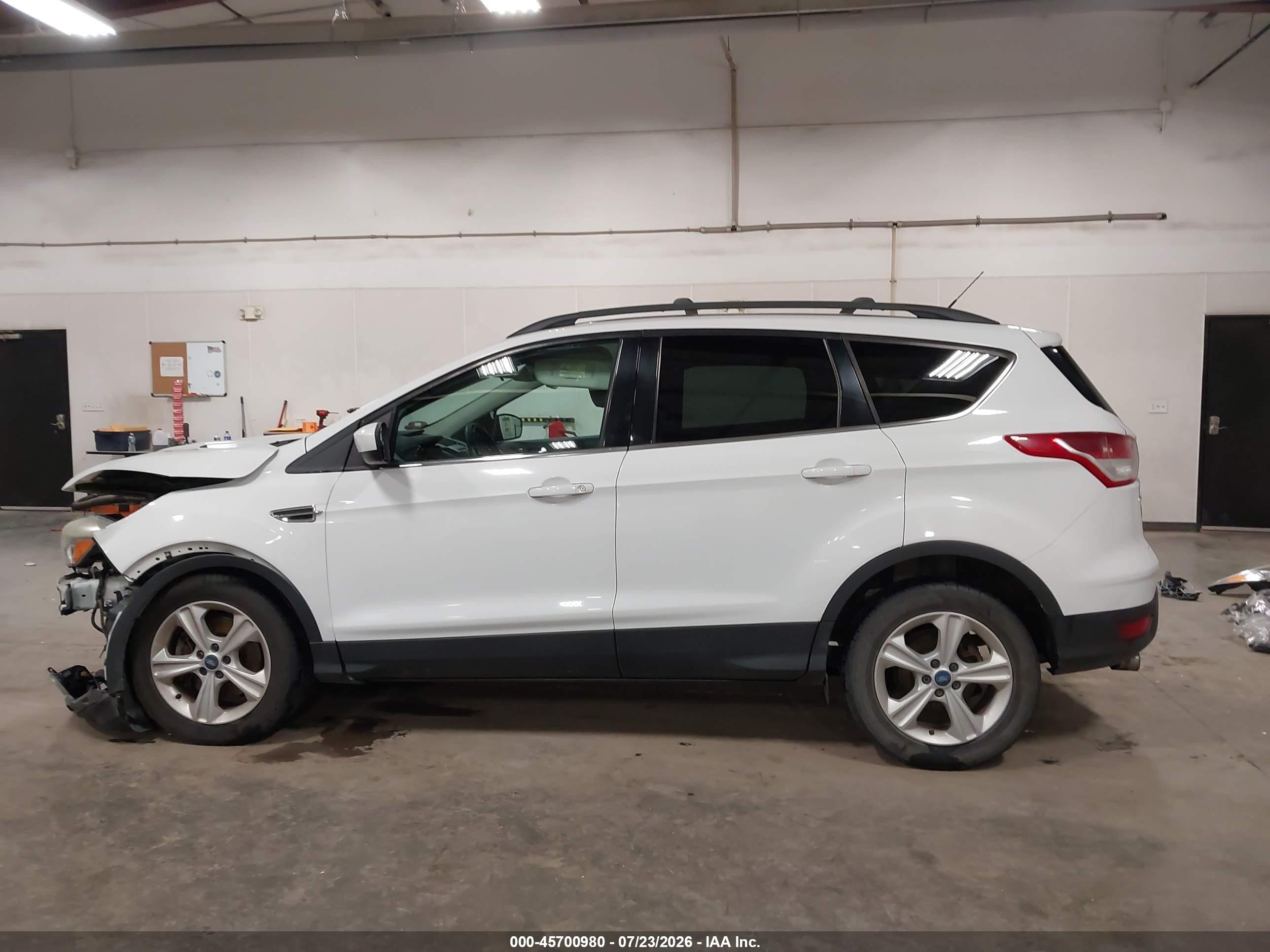 2013 Ford Escape Se White vin: 1FMCU9G91DUA18396
