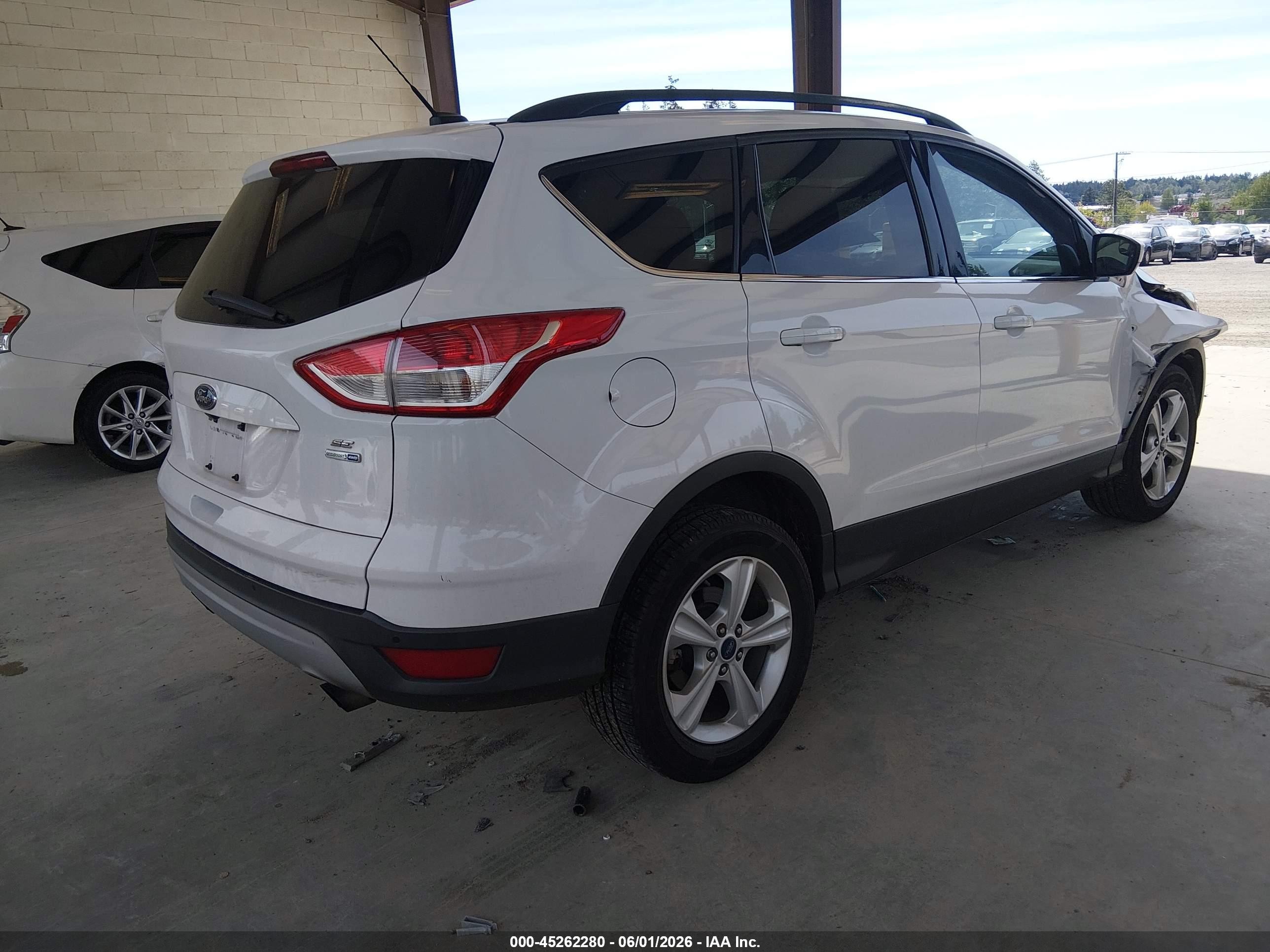 2014 Ford Escape Se Белый vin: 1FMCU9G91EUE01806