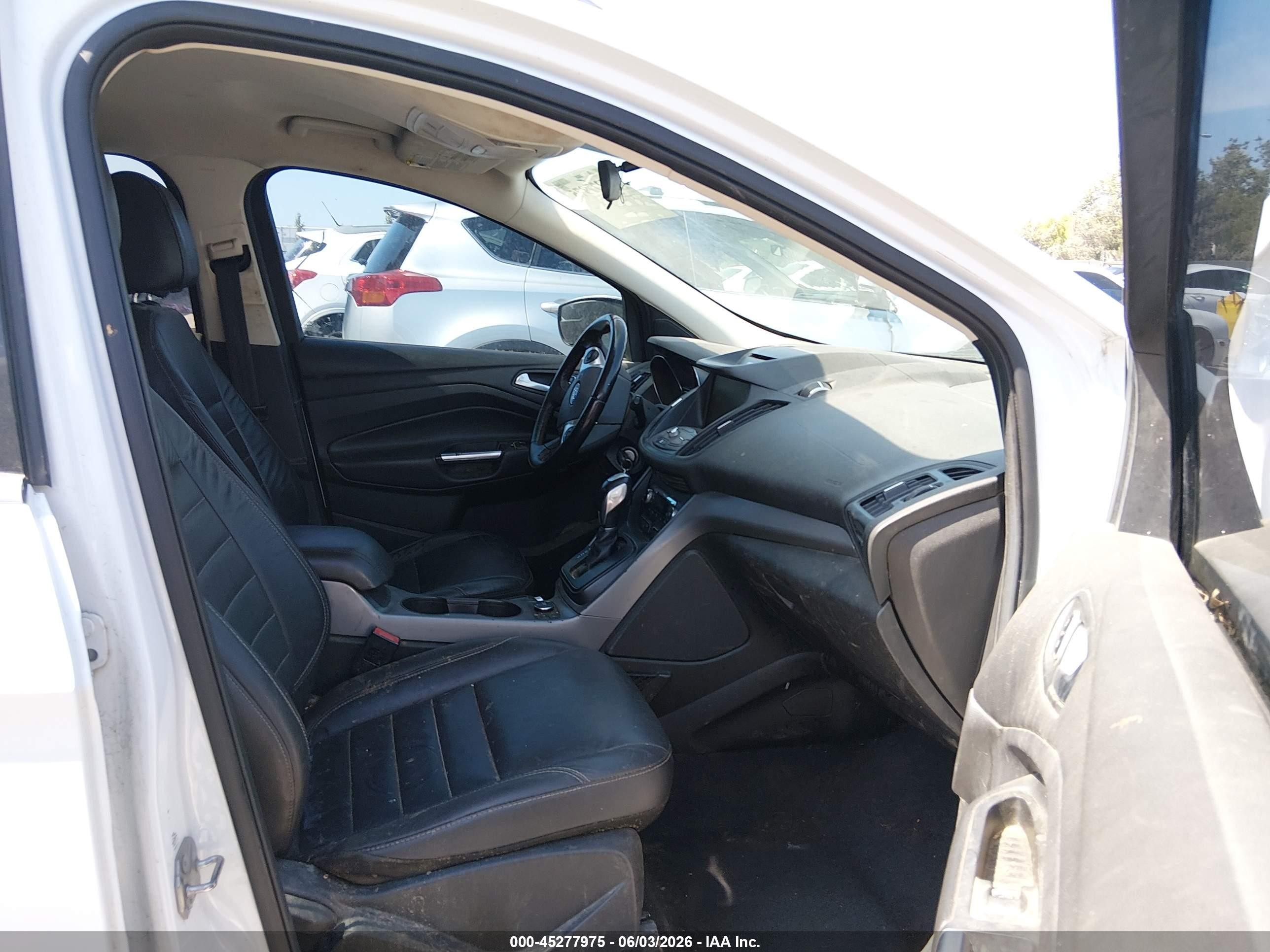 2015 Ford Escape Se White vin: 1FMCU9G91FUB48777
