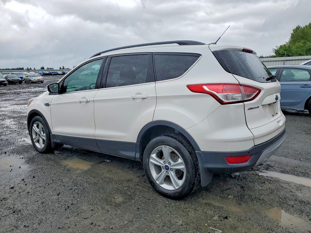 2016 Ford Escape Se White vin: 1FMCU9G91GUB61188