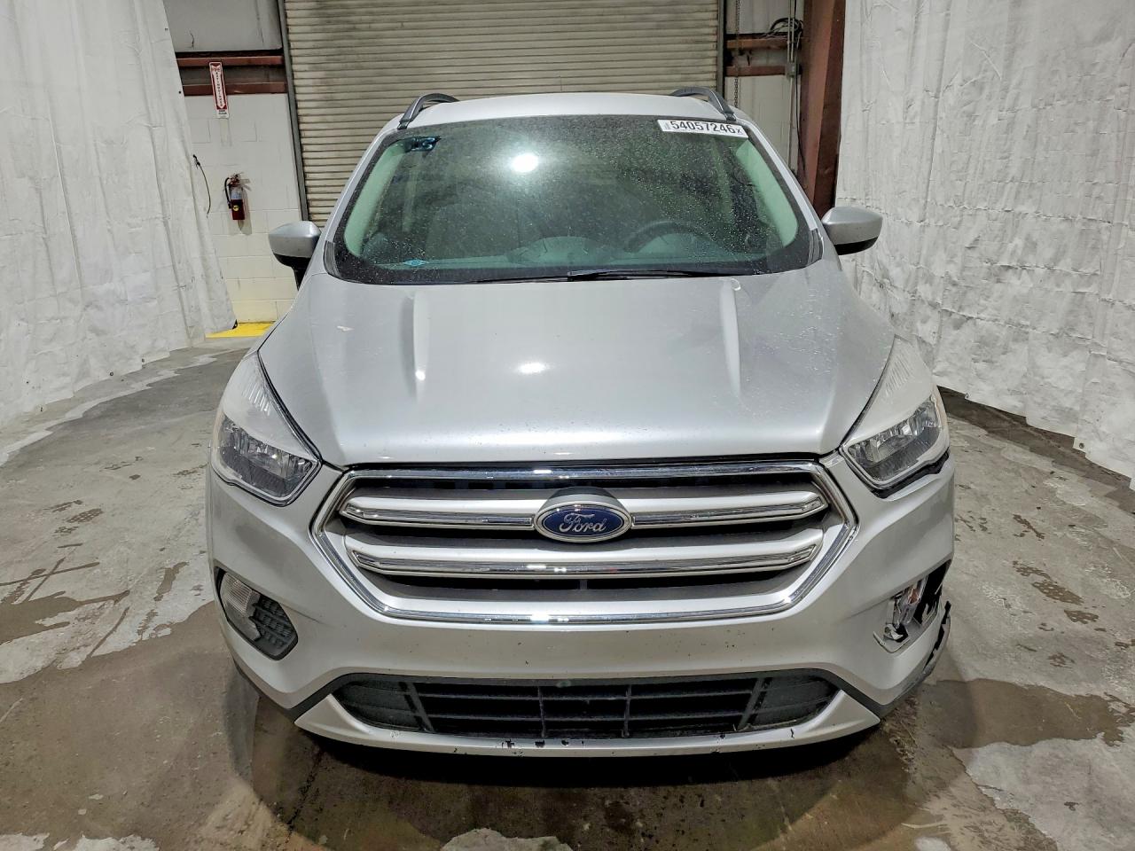 2018 Ford Escape Se Silver vin: 1FMCU9G91JUC41405