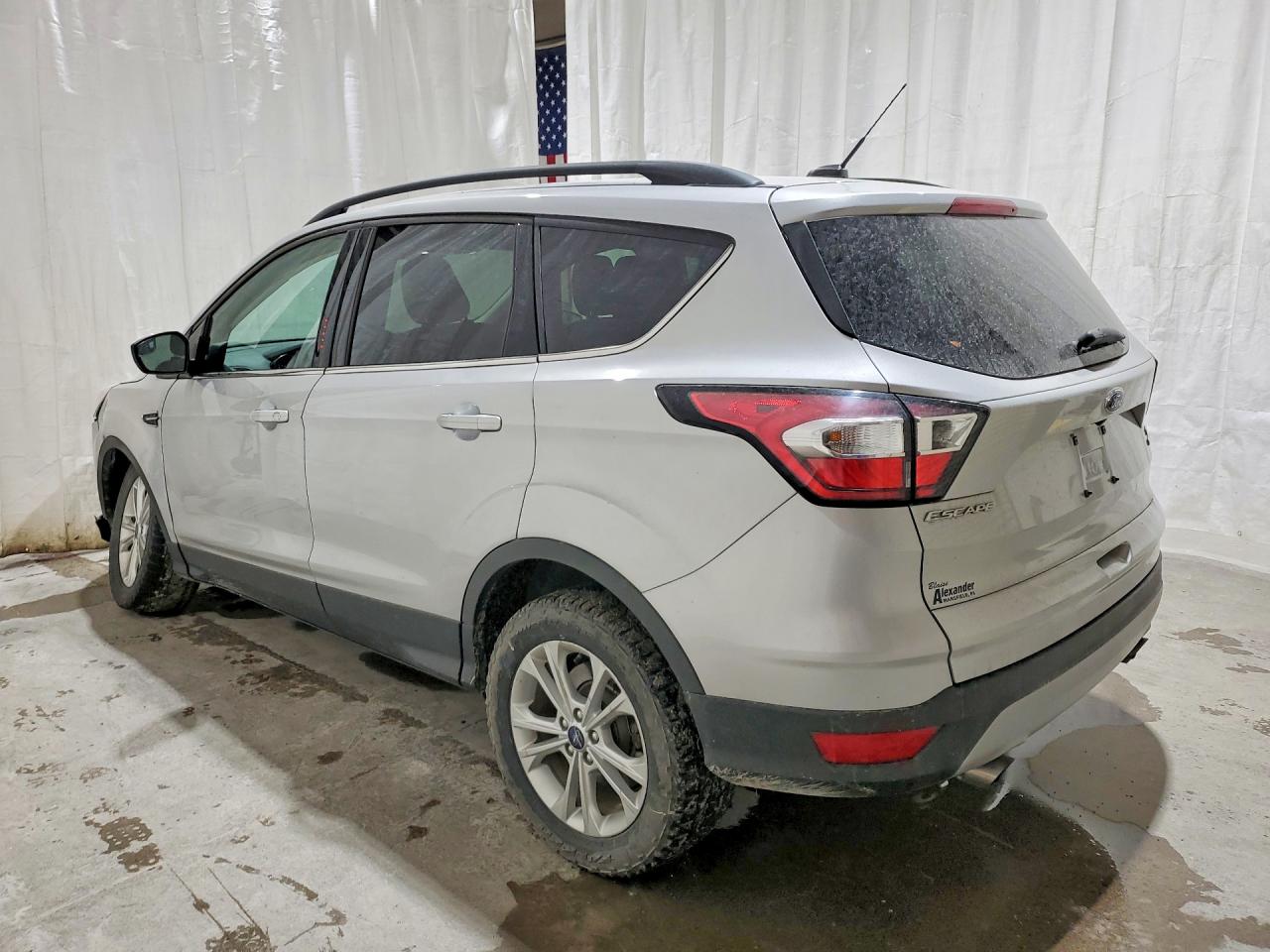 2018 Ford Escape Se Silver vin: 1FMCU9G91JUC41405