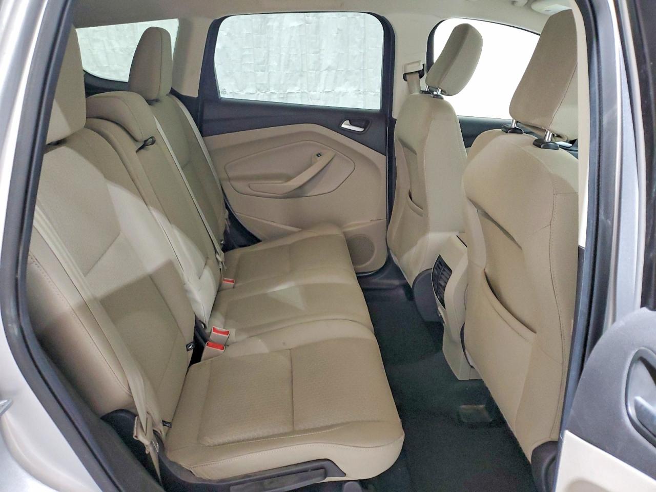 2018 Ford Escape Se Silver vin: 1FMCU9G91JUC41405