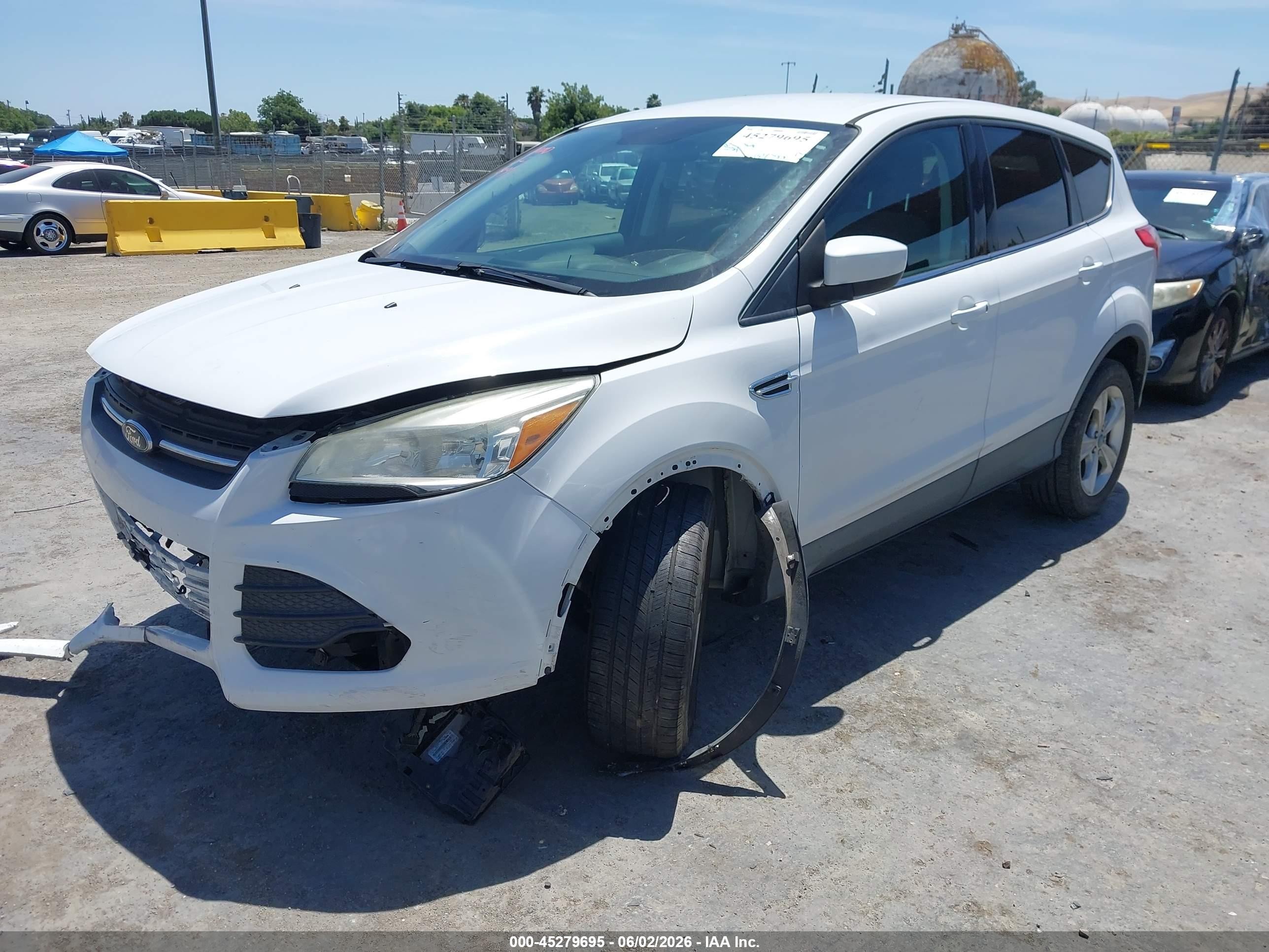 2013 Ford Escape Se Белый vin: 1FMCU9G92DUB70882