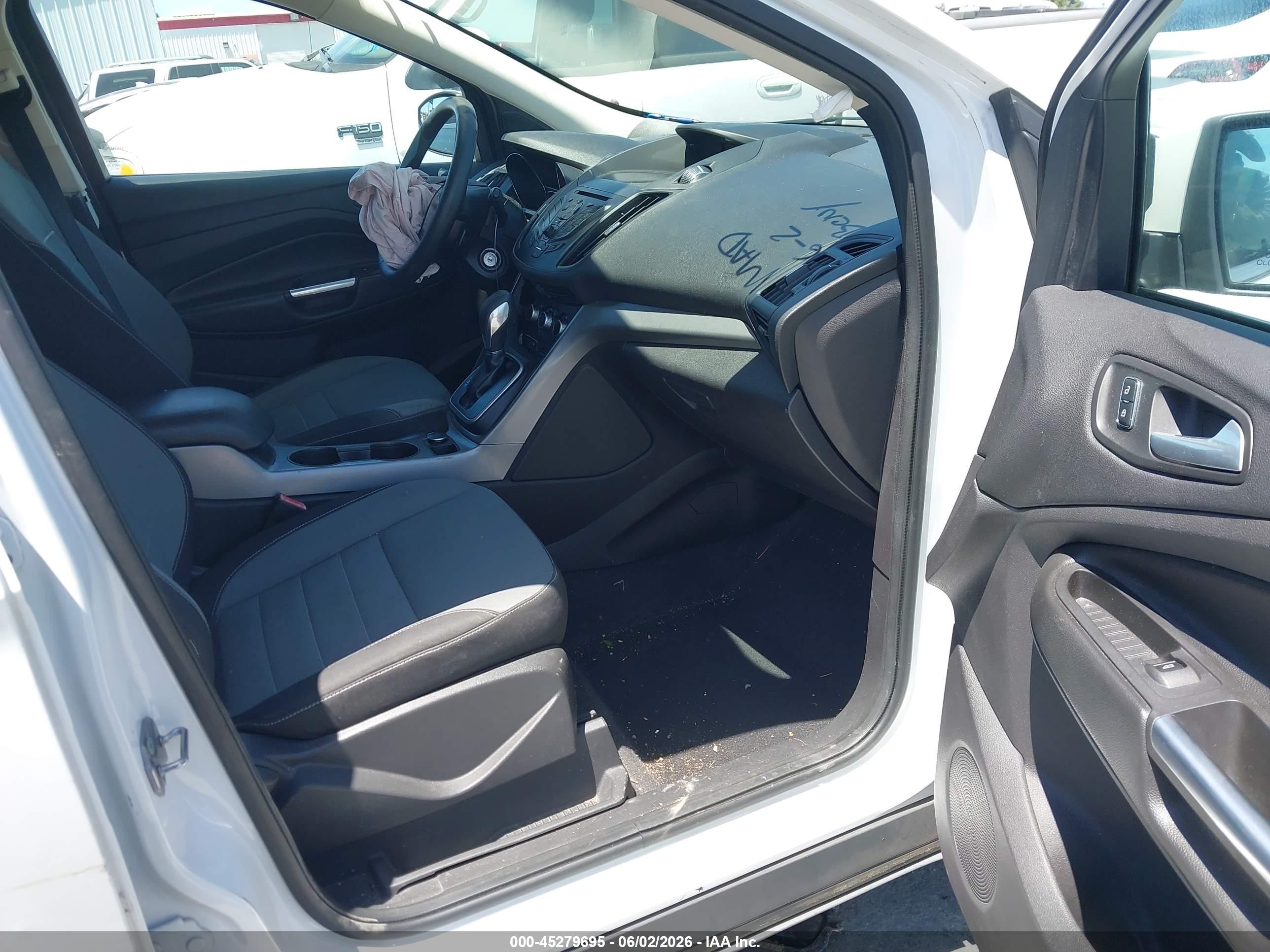 2013 Ford Escape Se Белый vin: 1FMCU9G92DUB70882