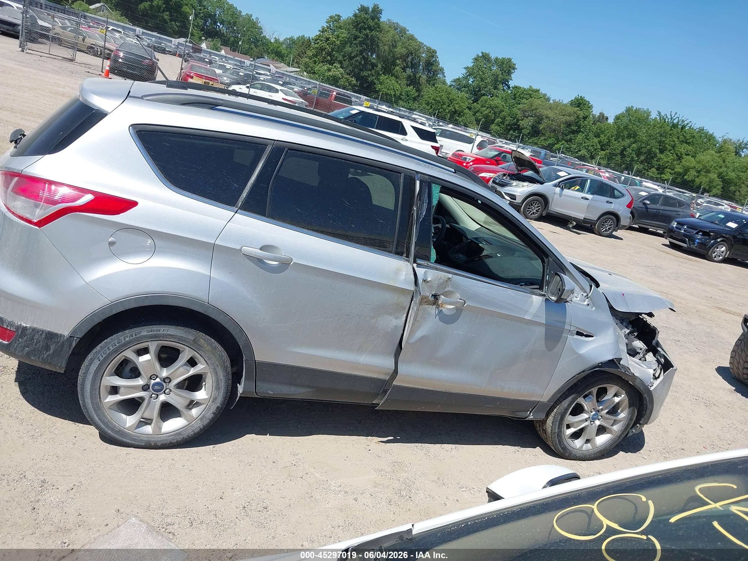 2015 Ford Escape Se Silver vin: 1FMCU9G92FUB49078