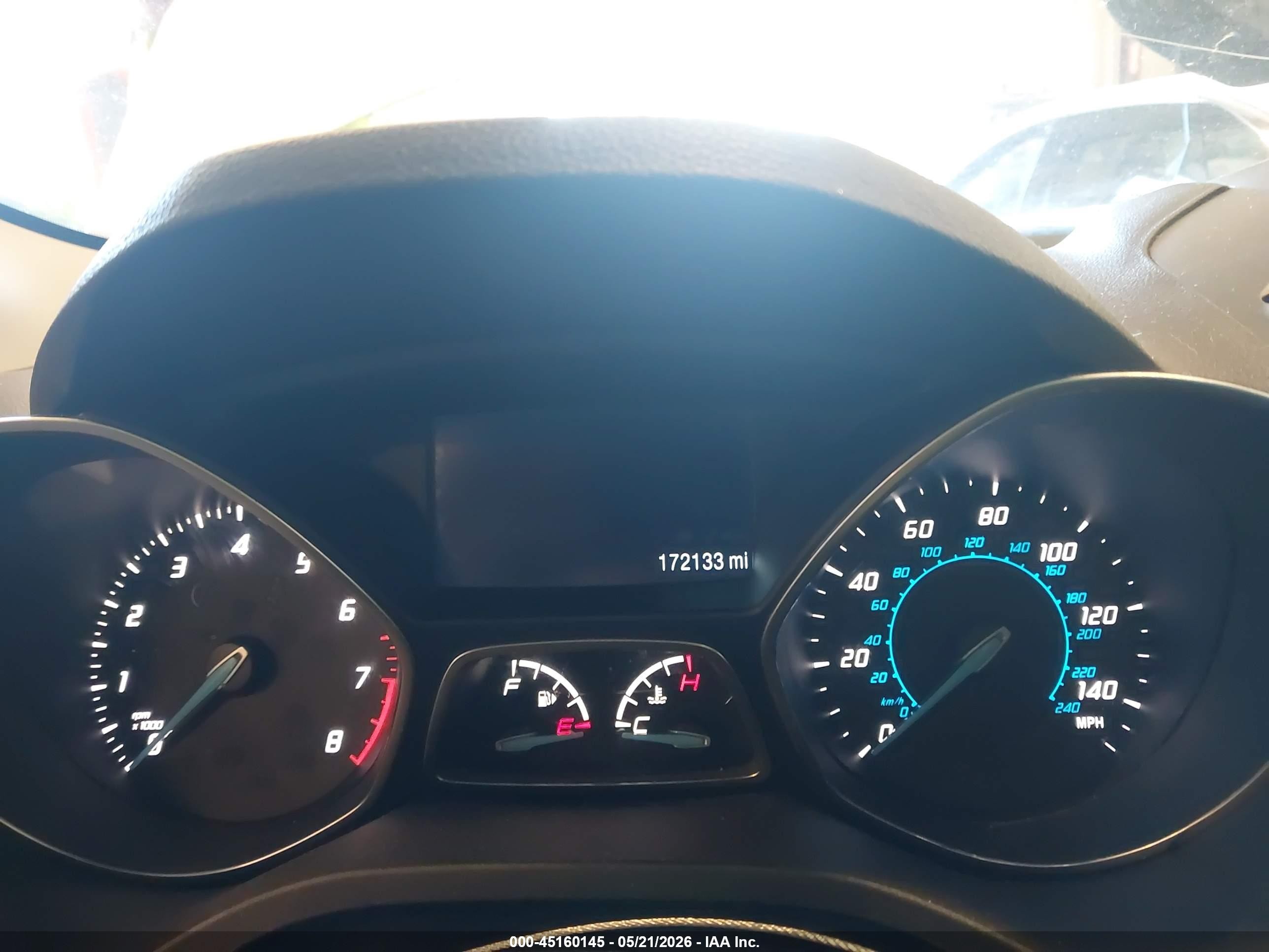 2015 Ford Escape Se Белый vin: 1FMCU9G92FUB83733