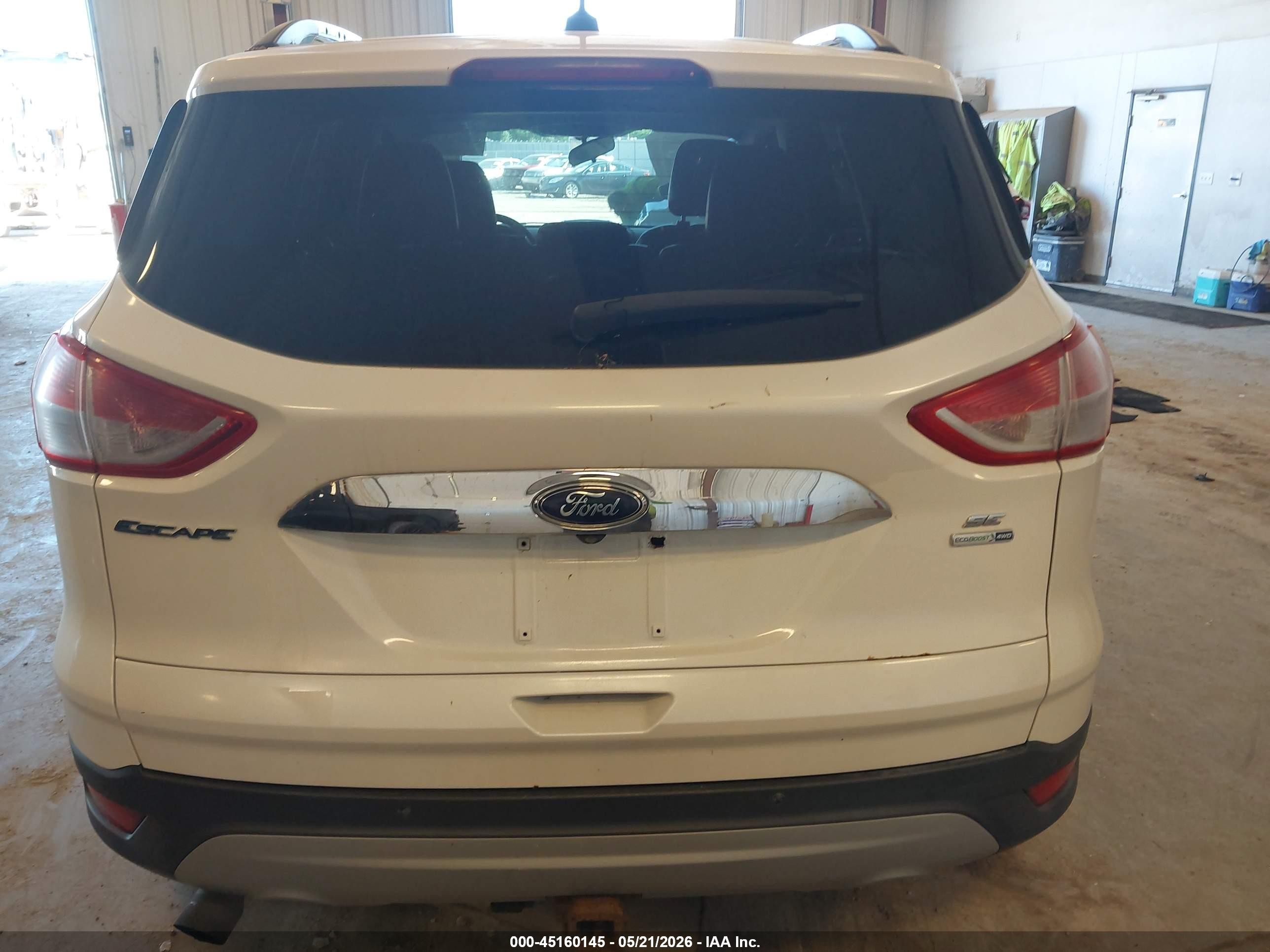 2015 Ford Escape Se Белый vin: 1FMCU9G92FUB83733