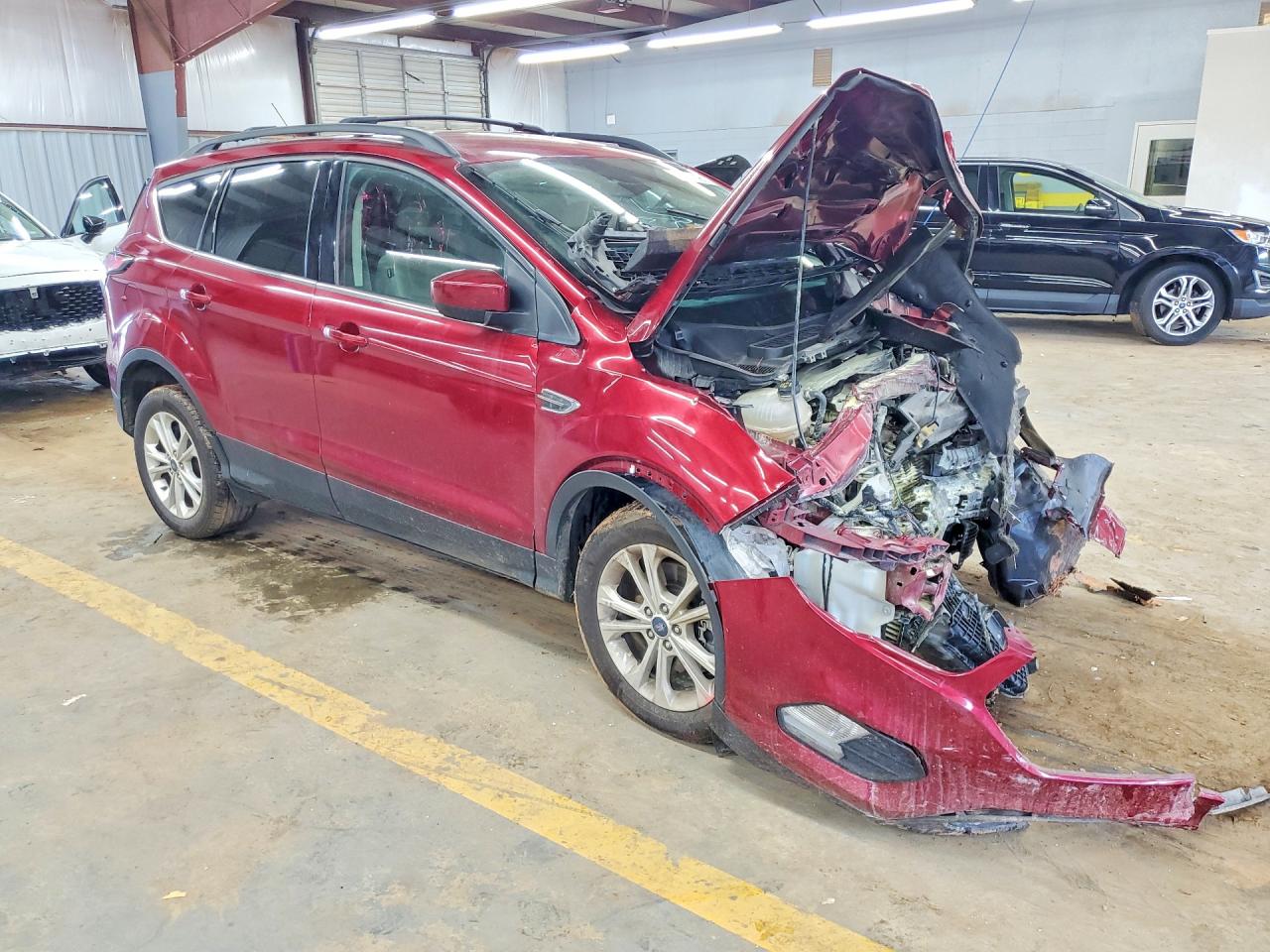 2017 Ford Escape Se Red vin: 1FMCU9G92HUB73268