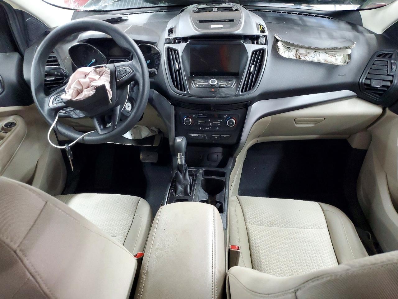 2017 Ford Escape Se Red vin: 1FMCU9G92HUB73268