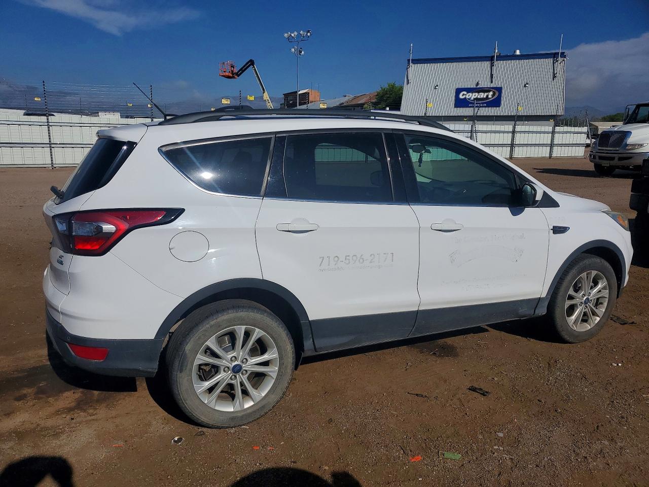 2017 Ford Escape Se White vin: 1FMCU9G92HUE08414