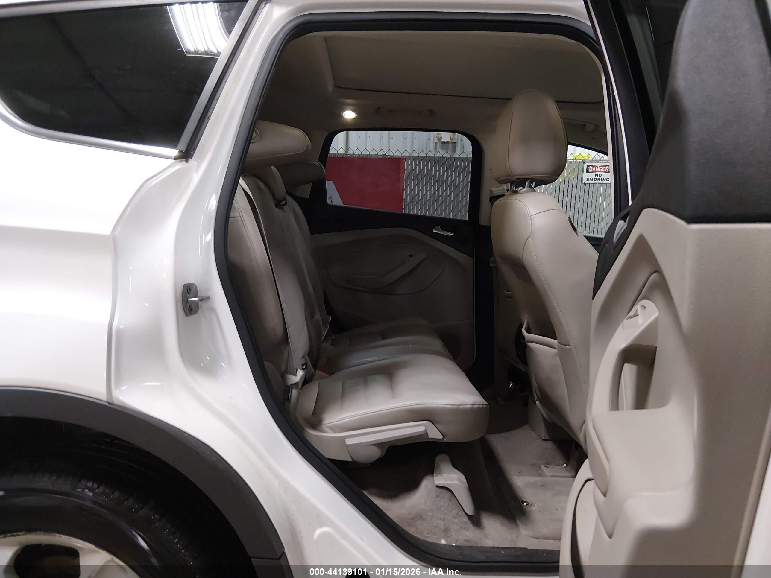 2014 Ford Escape Se White vin: 1FMCU9G93EUB05976