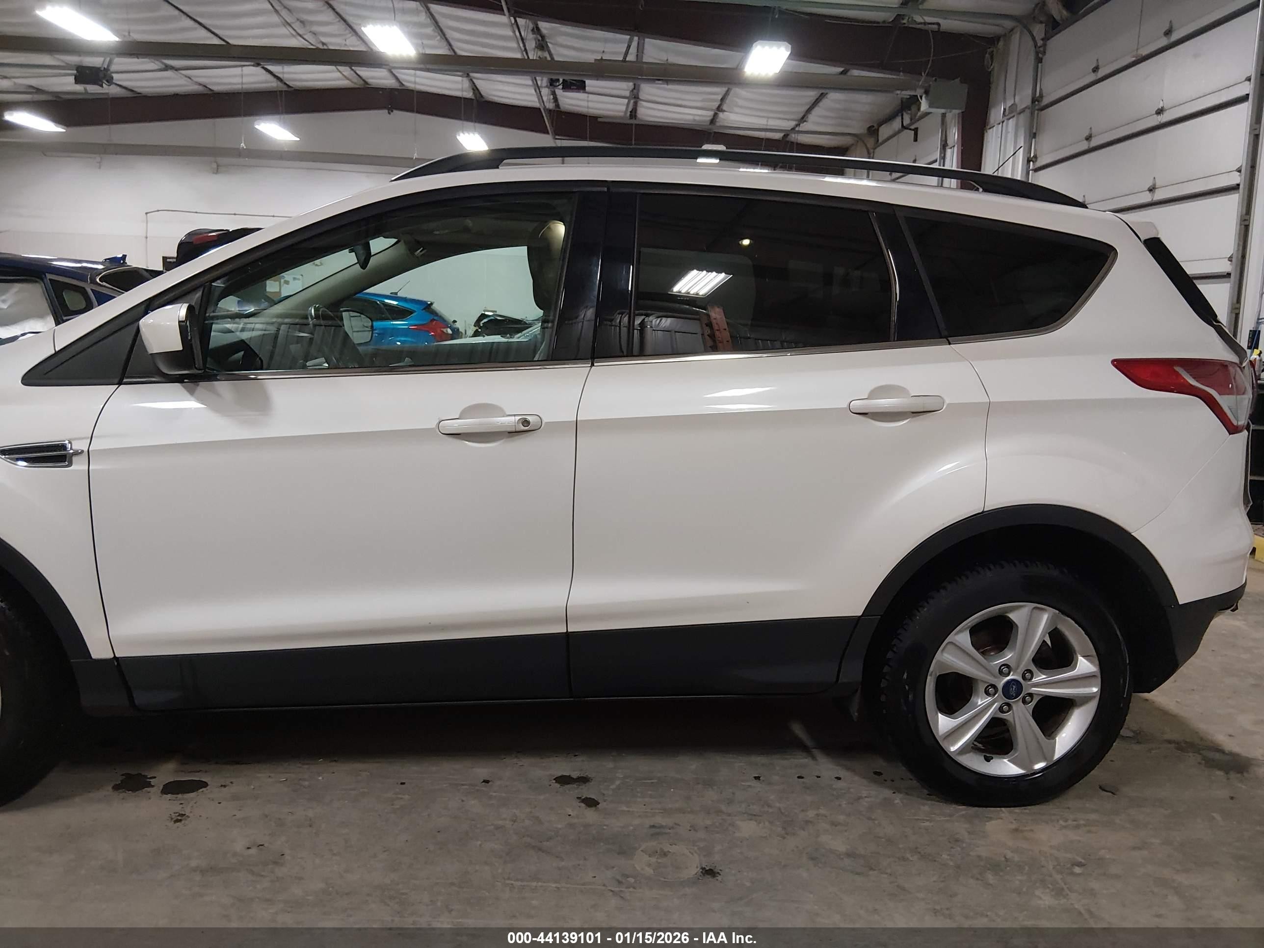 2014 Ford Escape Se White vin: 1FMCU9G93EUB05976