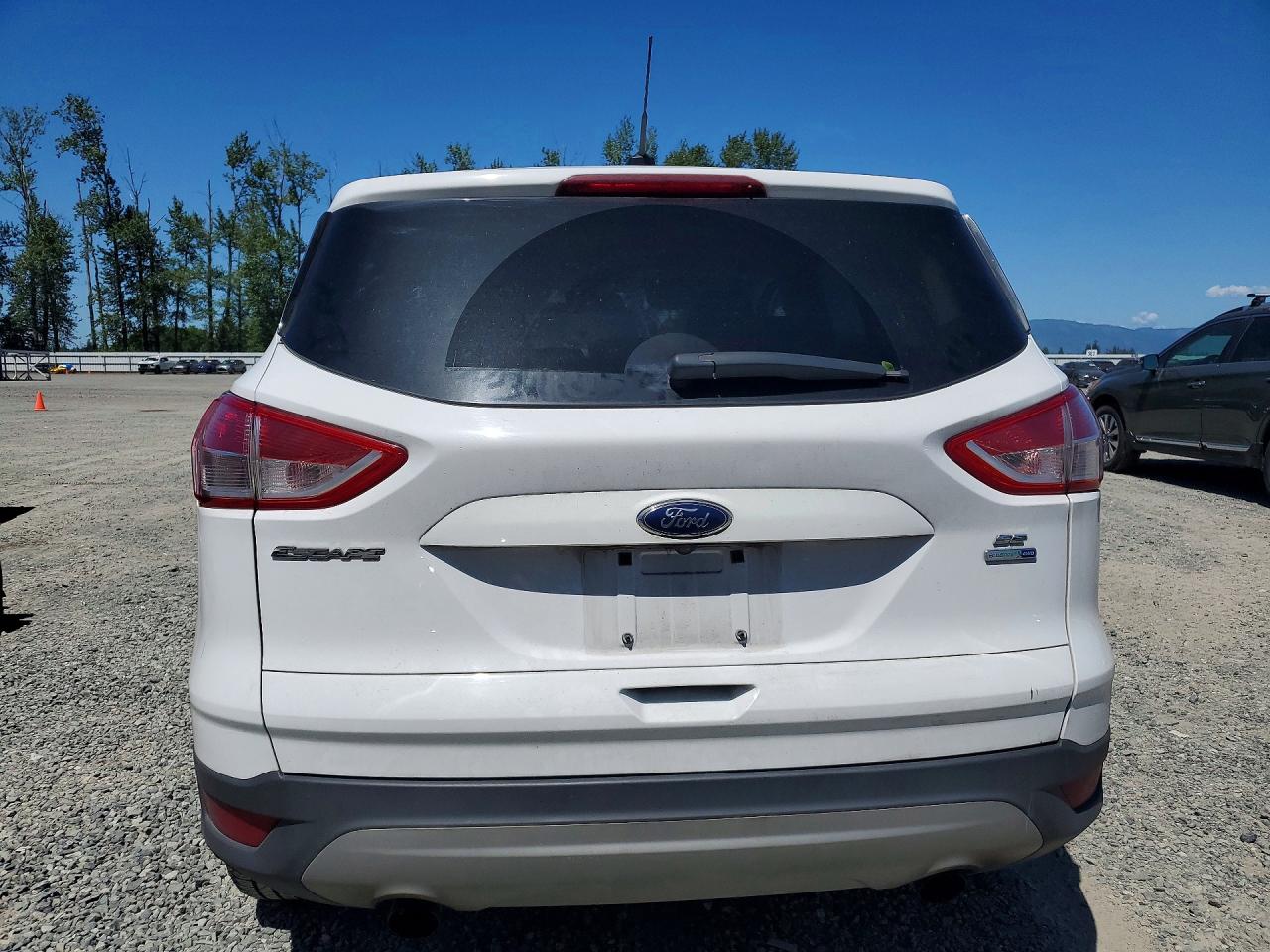2014 Ford Escape Se White vin: 1FMCU9G93EUB48360