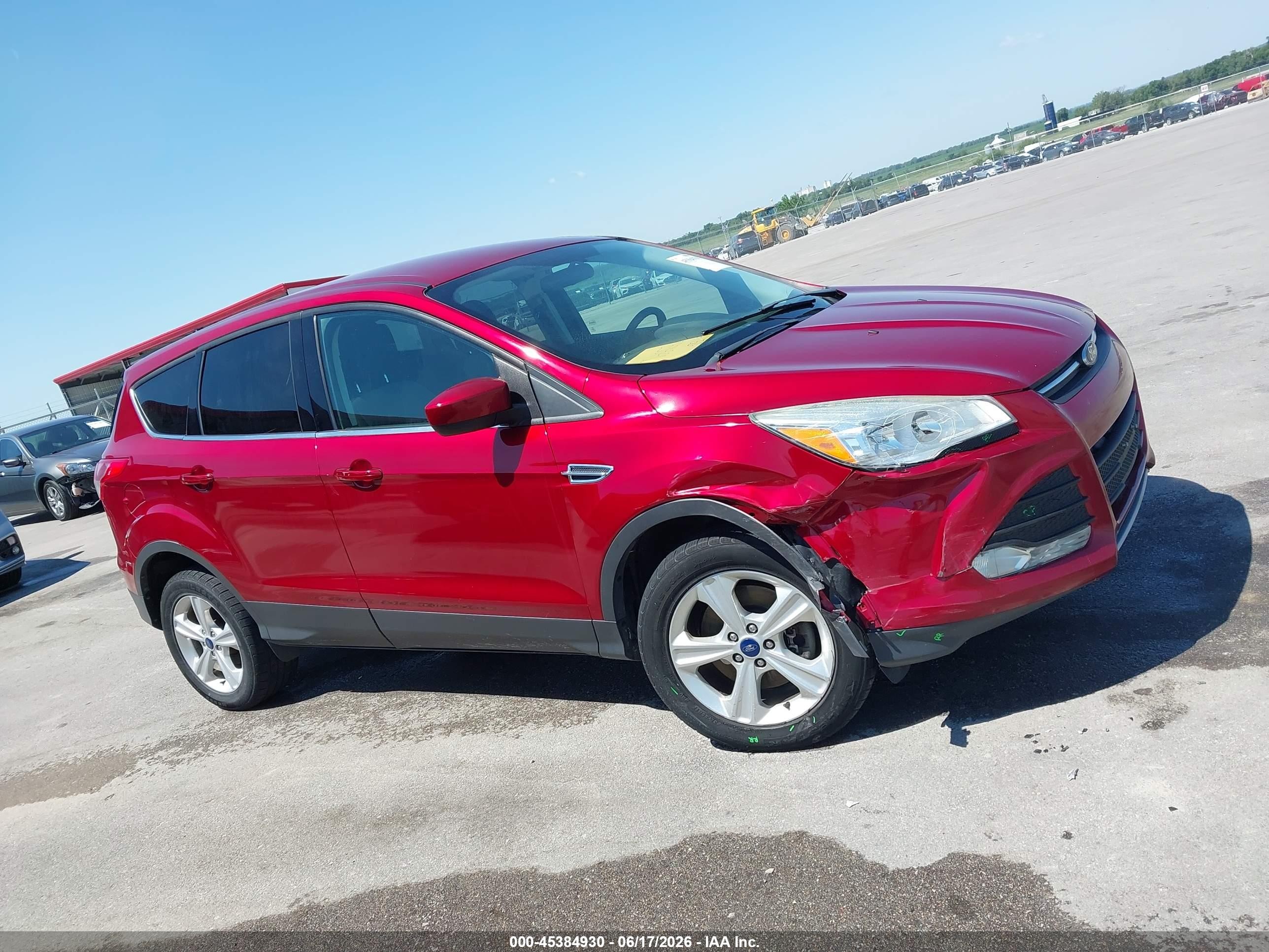 2015 Ford Escape Se Красный vin: 1FMCU9G93FUB31043
