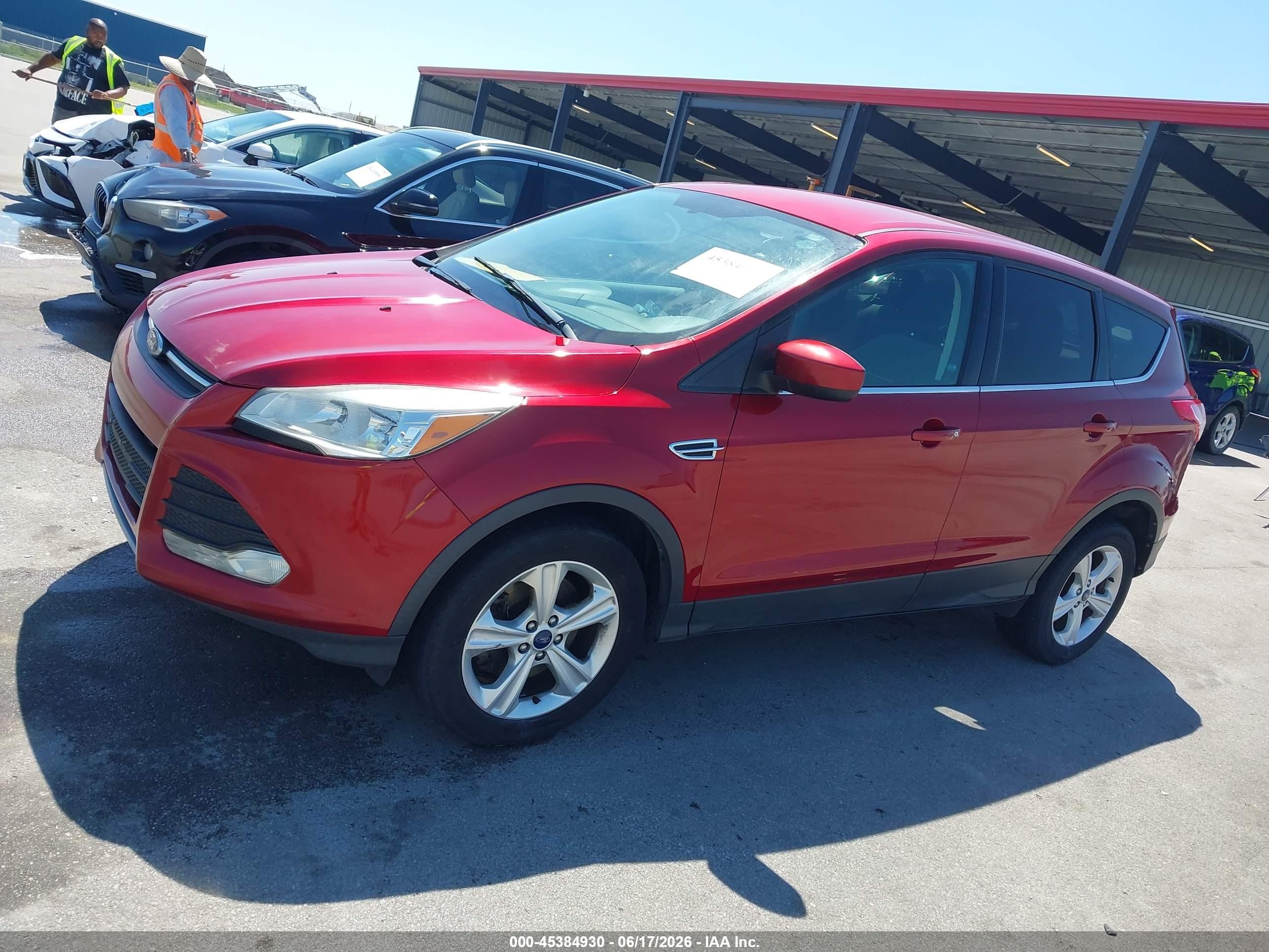 2015 Ford Escape Se Красный vin: 1FMCU9G93FUB31043