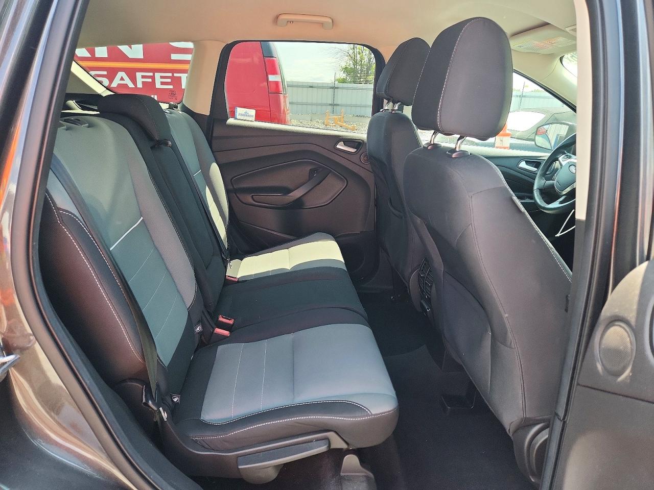 2015 Ford Escape Se Gray vin: 1FMCU9G93FUB46688