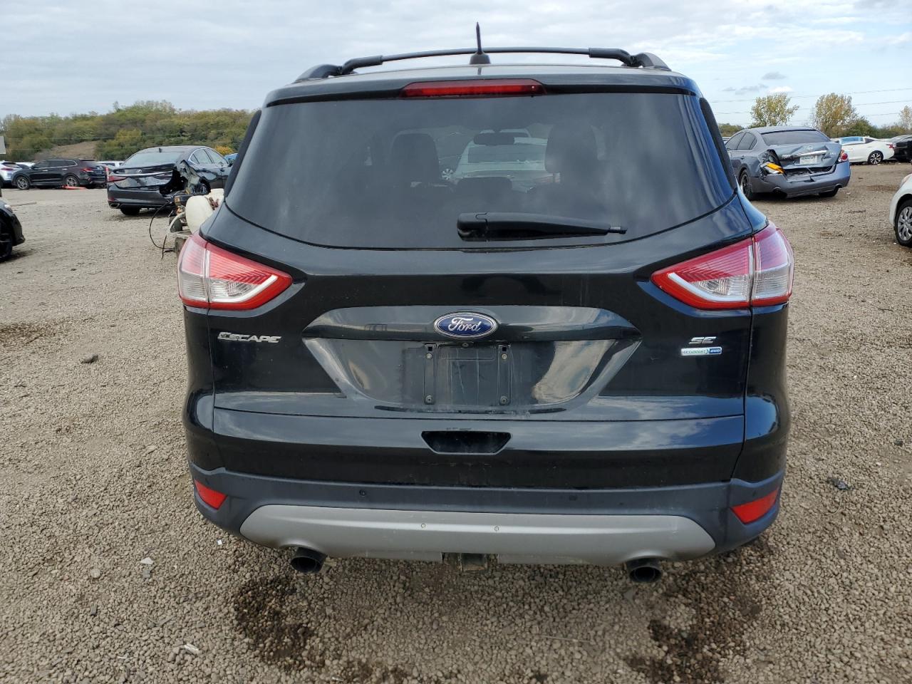 2015 Ford Escape Se Черный vin: 1FMCU9G93FUC18926